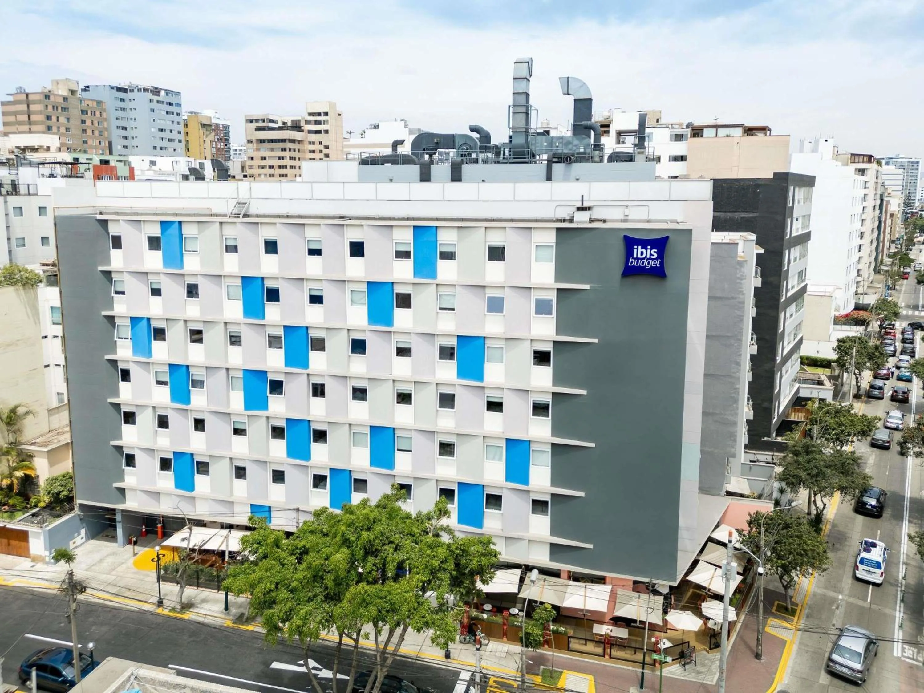 Property building in ibis budget Lima Miraflores