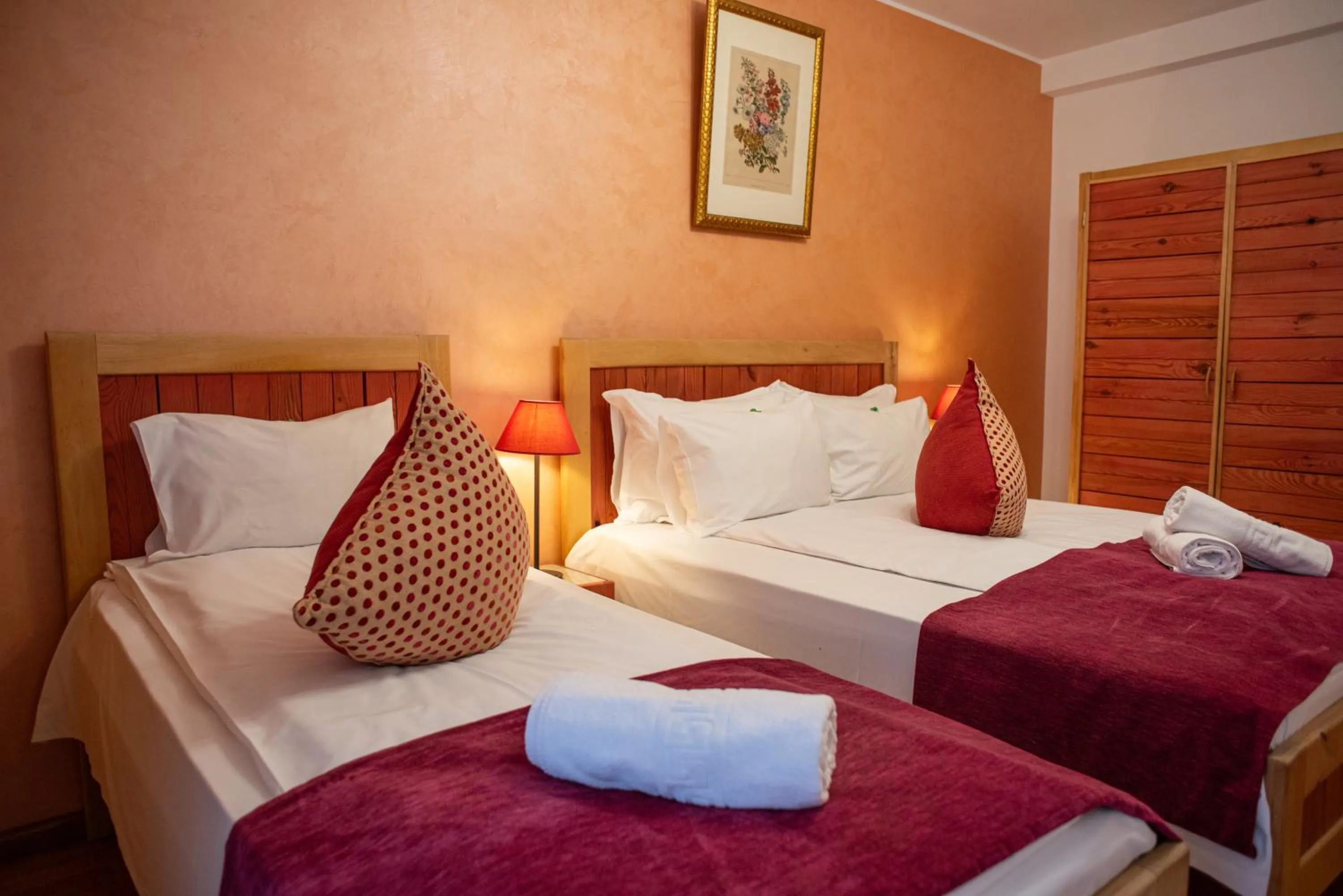 Photo of the whole room, Bed in Villa Ermitage