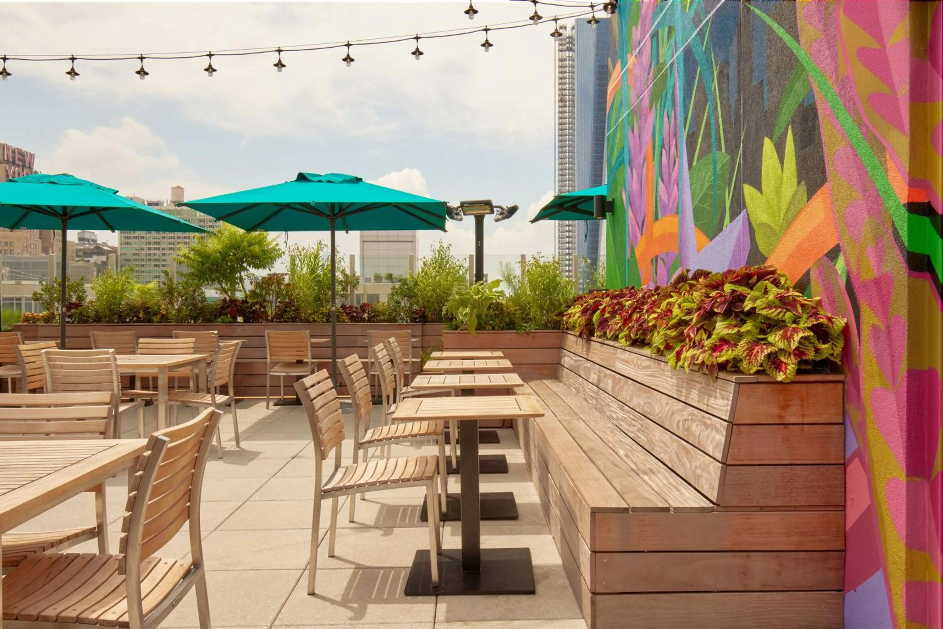 Property building in Arlo Midtown