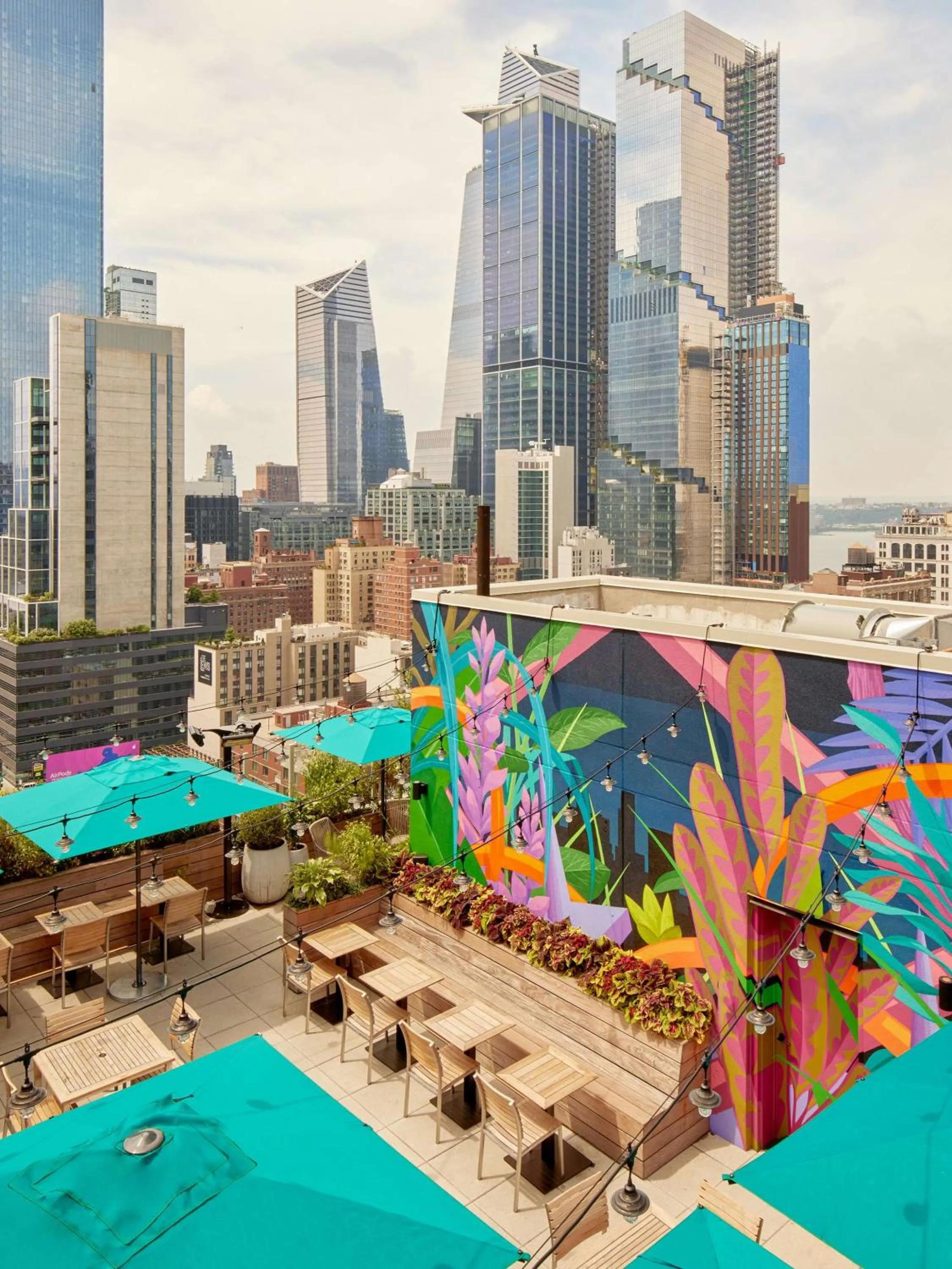 Property building in Arlo Midtown