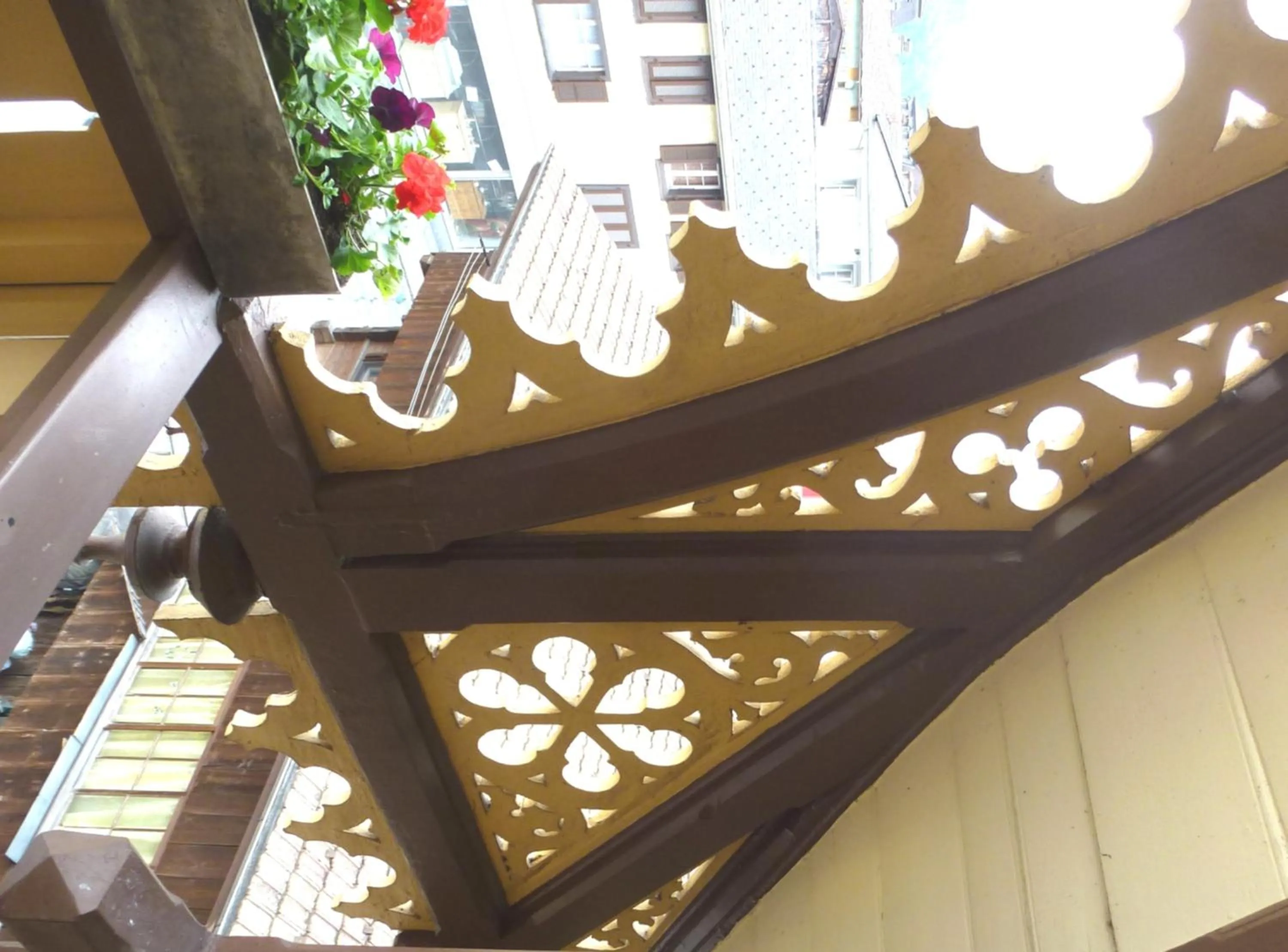 Decorative detail in Post Hardermannli