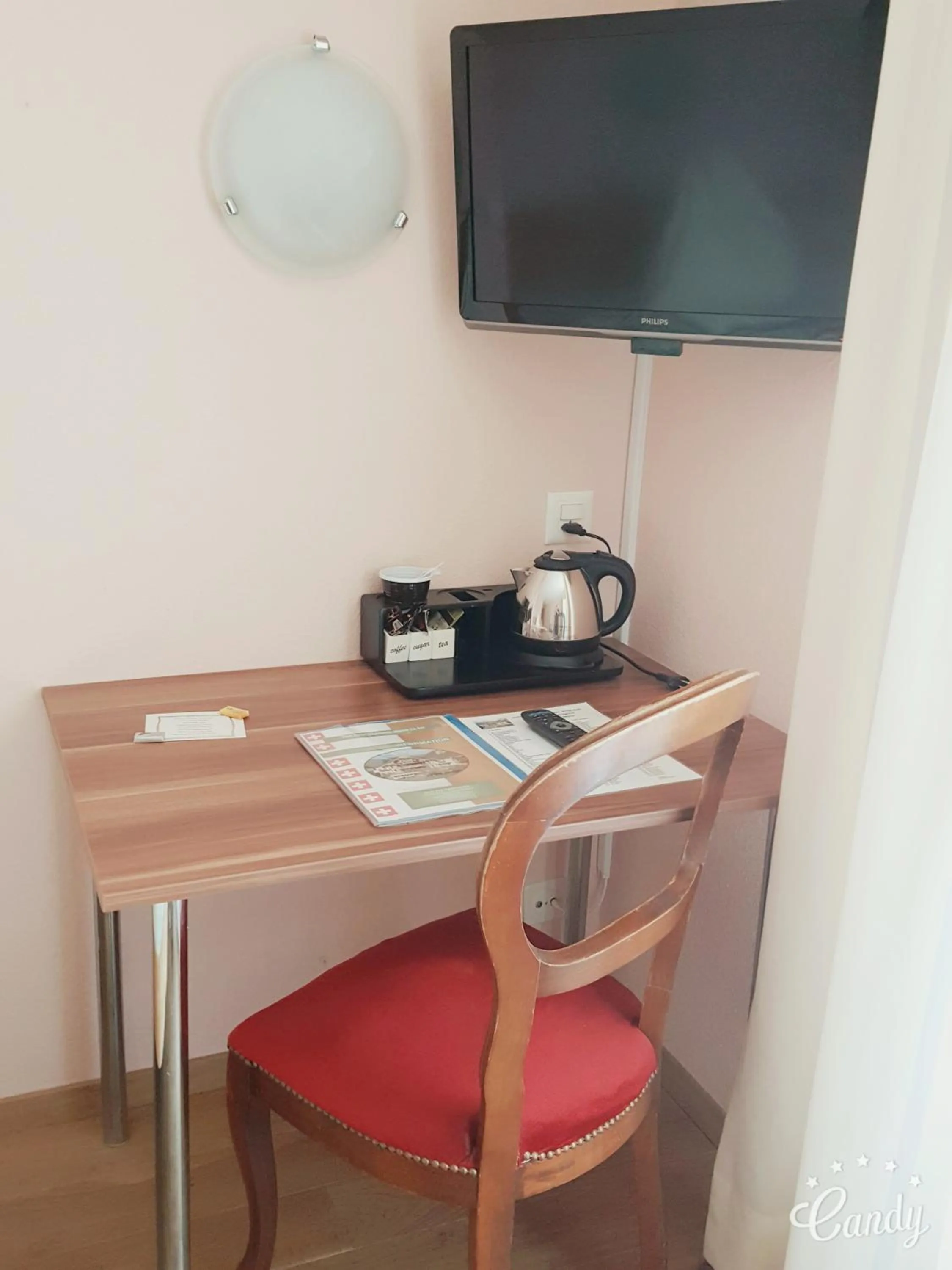 Seating area in Post Hardermannli