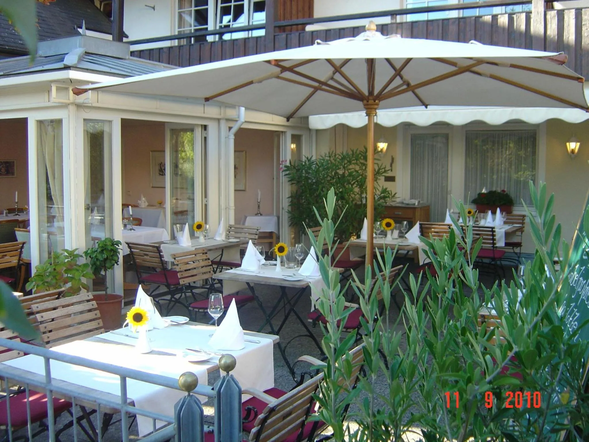 Restaurant/places to eat in Flair Hotel Schwanen