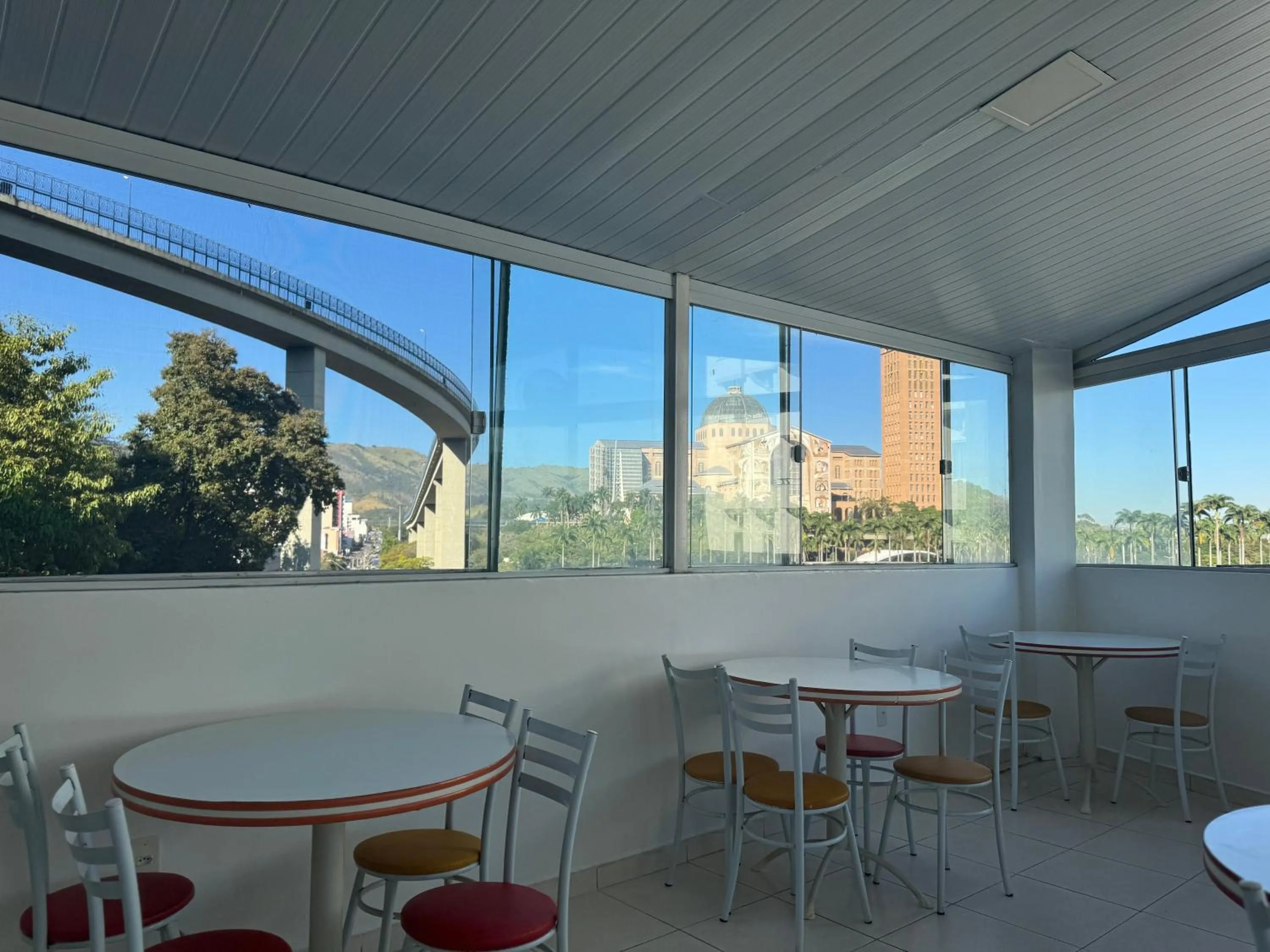 Restaurant/places to eat in Pousada Bella Vista