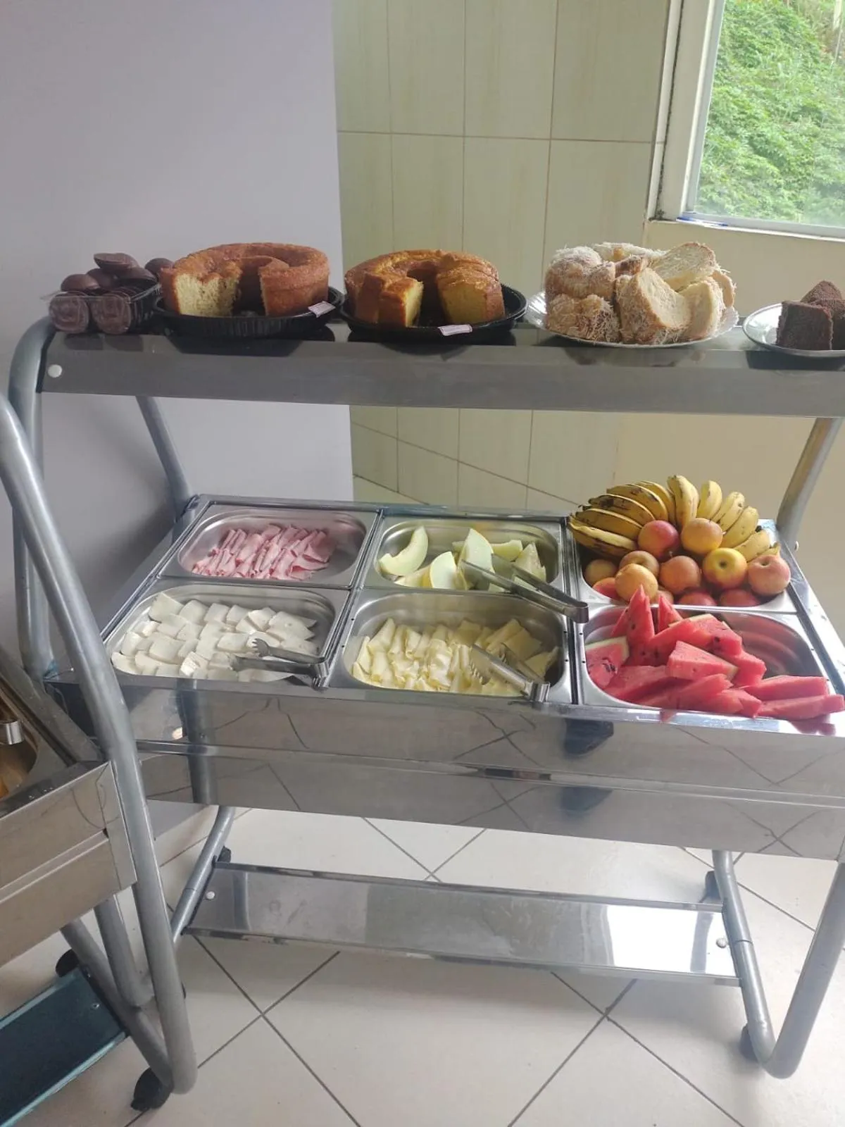 Buffet breakfast in Pousada Bella Vista