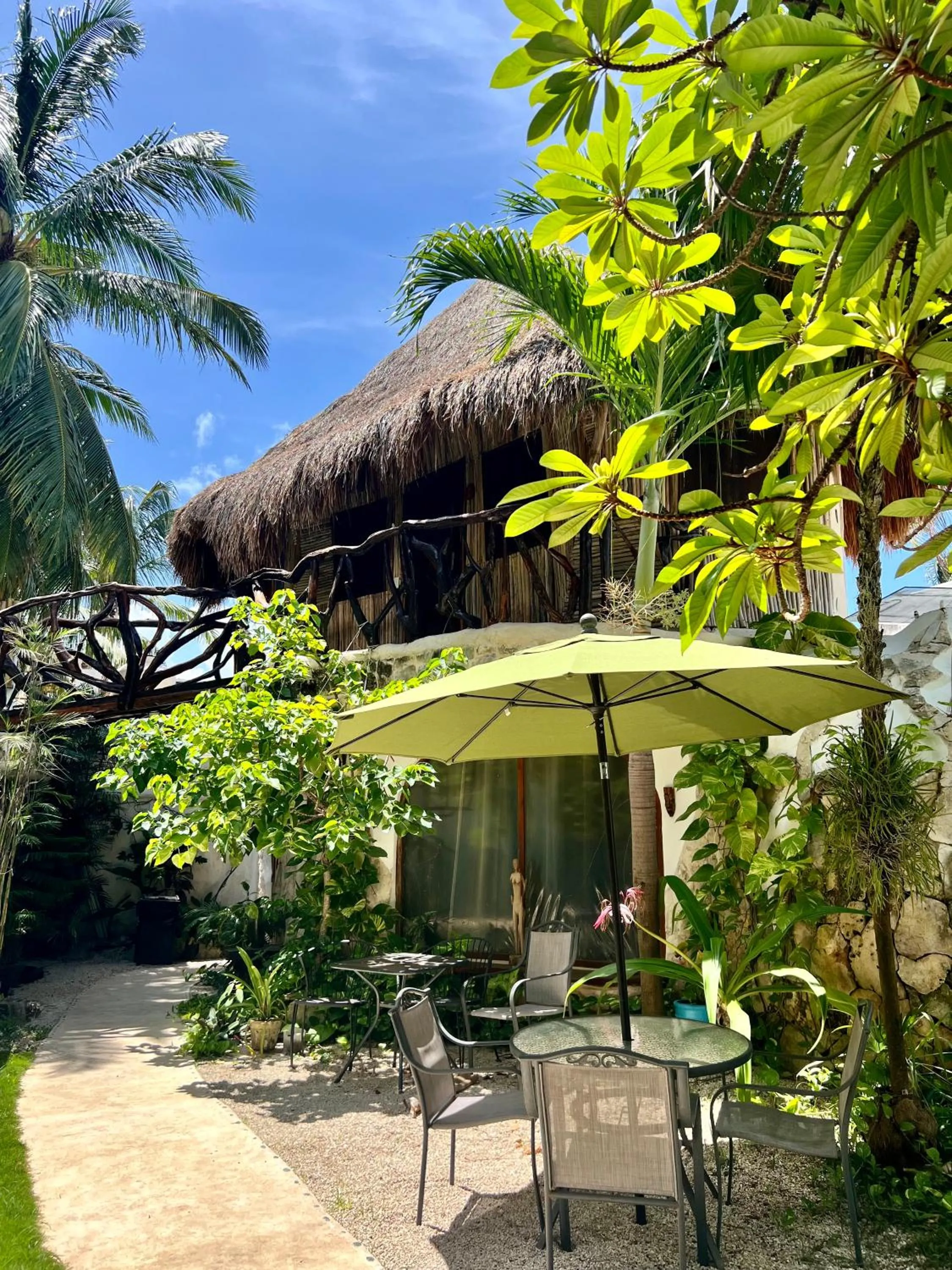 Property building in La Quinta Orquídea