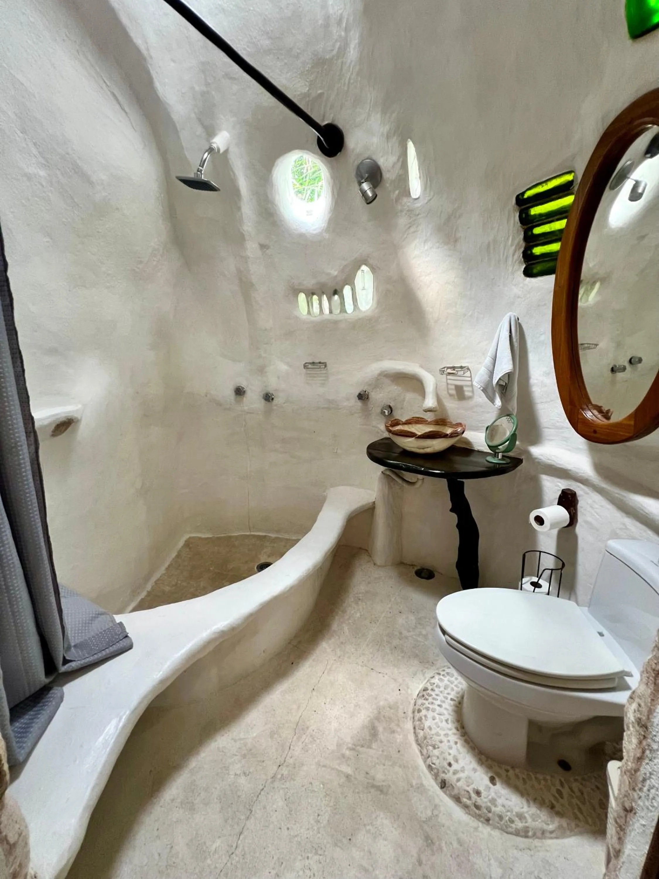 Shower in La Quinta Orquídea