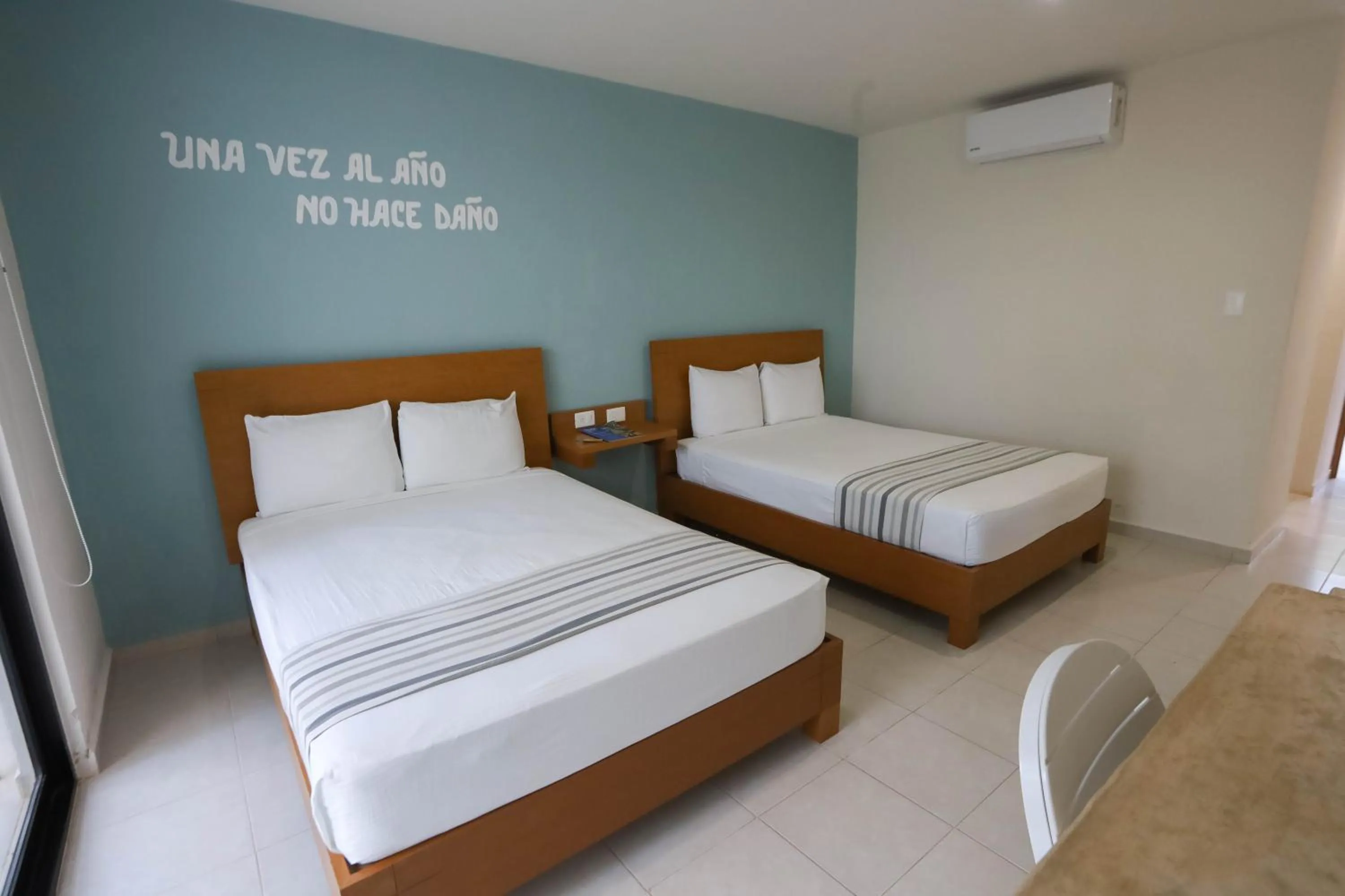 Photo of the whole room, Bed in Cielo y Selva Tekax