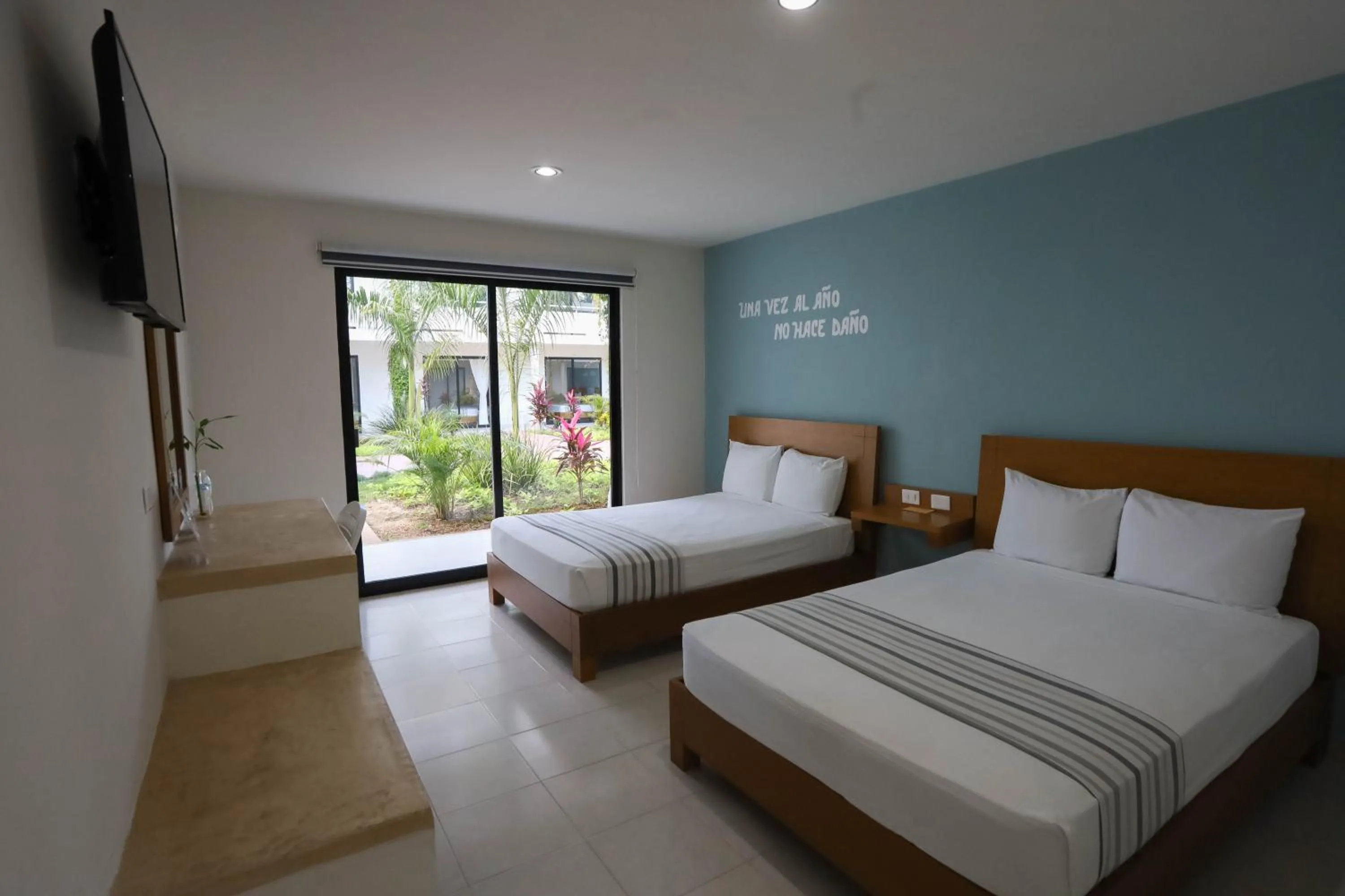 Photo of the whole room, Bed in Cielo y Selva Tekax