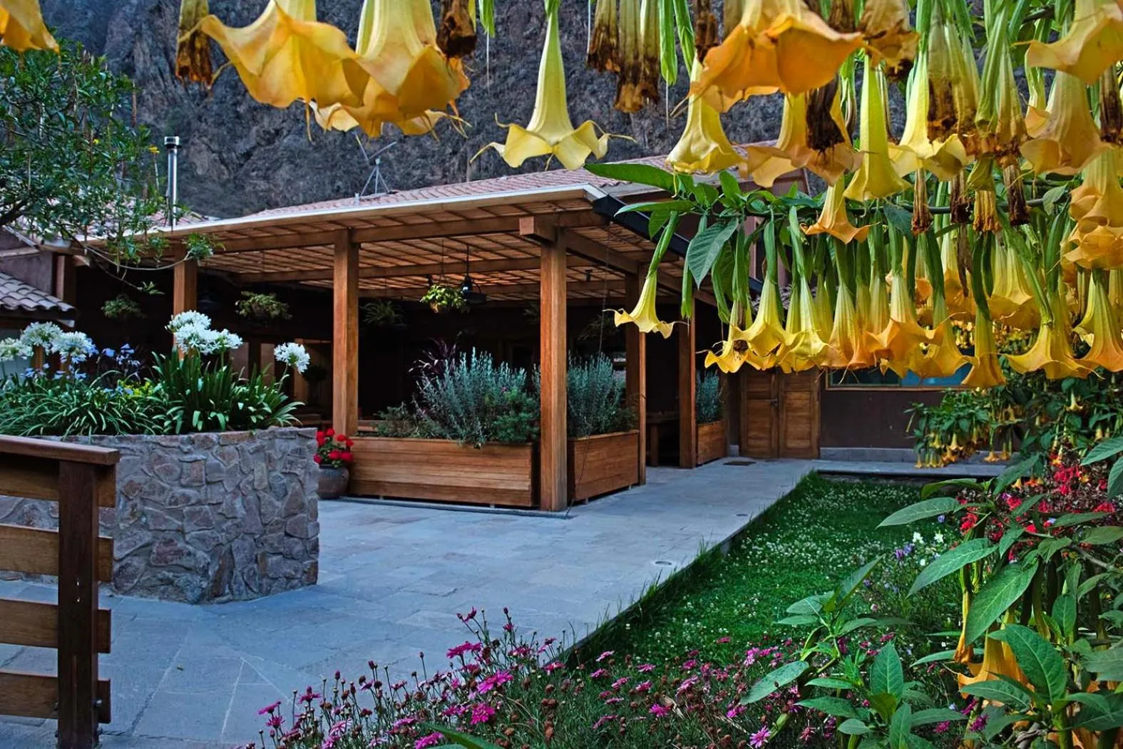 Lobby or reception in Las Qolqas EcoResort Ollantaytambo