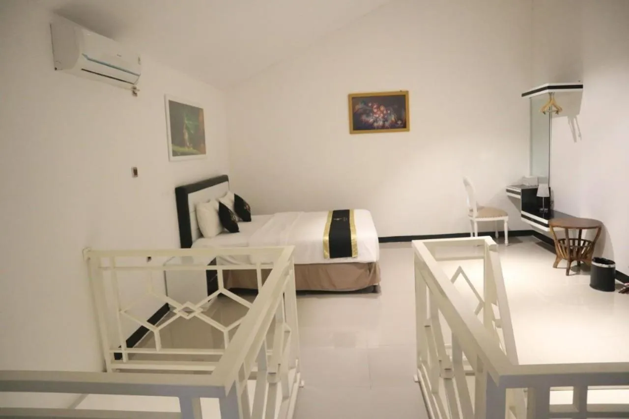 Chevilly Resort & Camp