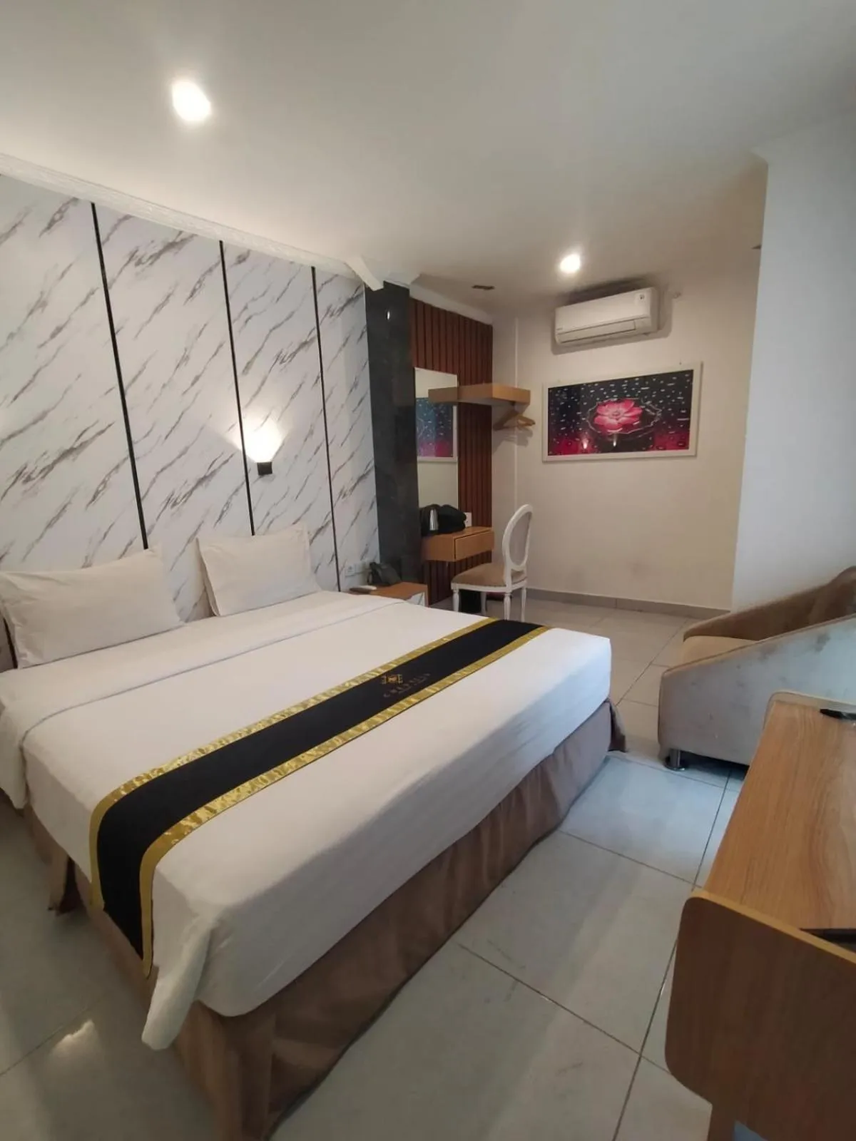 Bedroom, Bed in Chevilly Resort & Camp