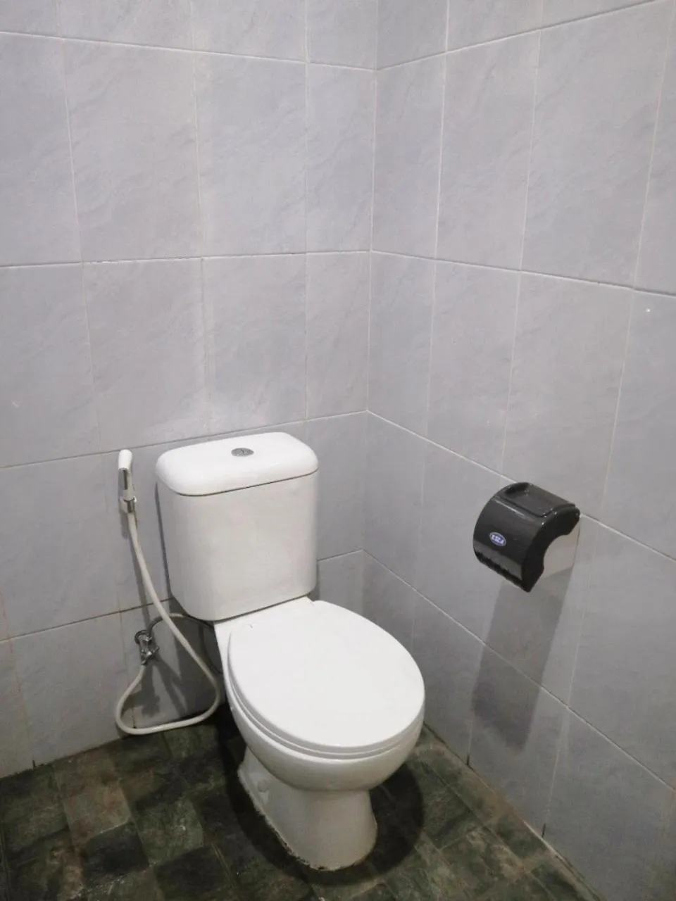 Toilet in Chevilly Resort & Camp