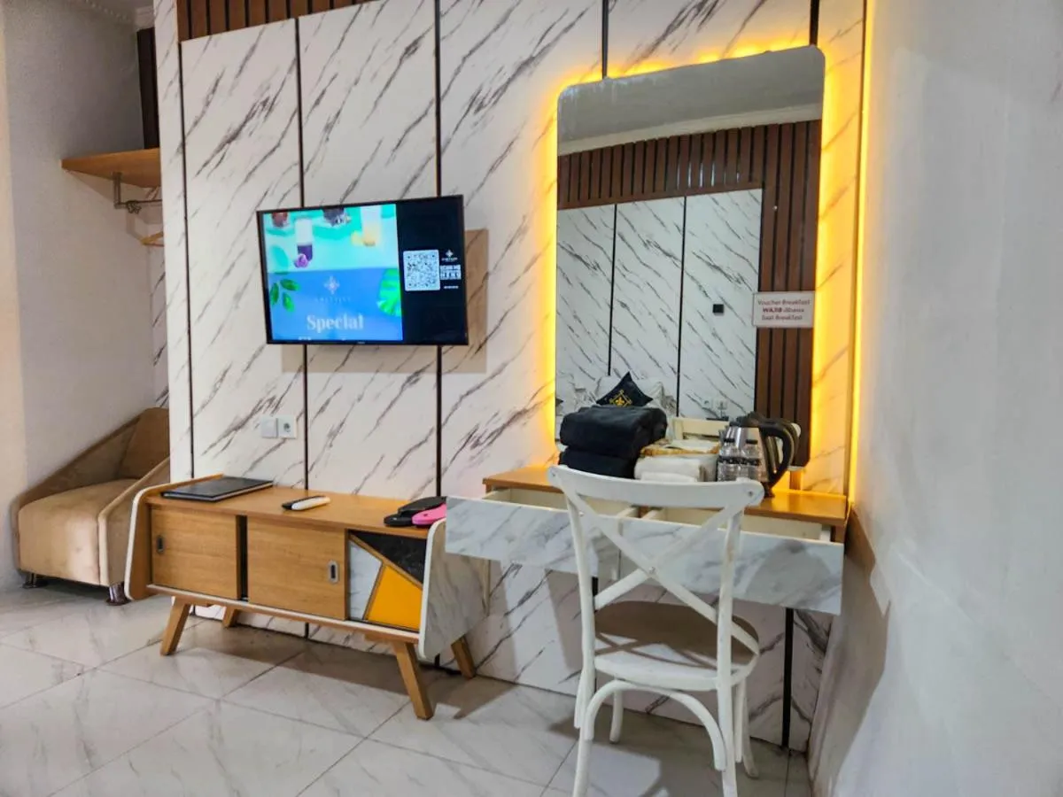 Chevilly Resort & Camp