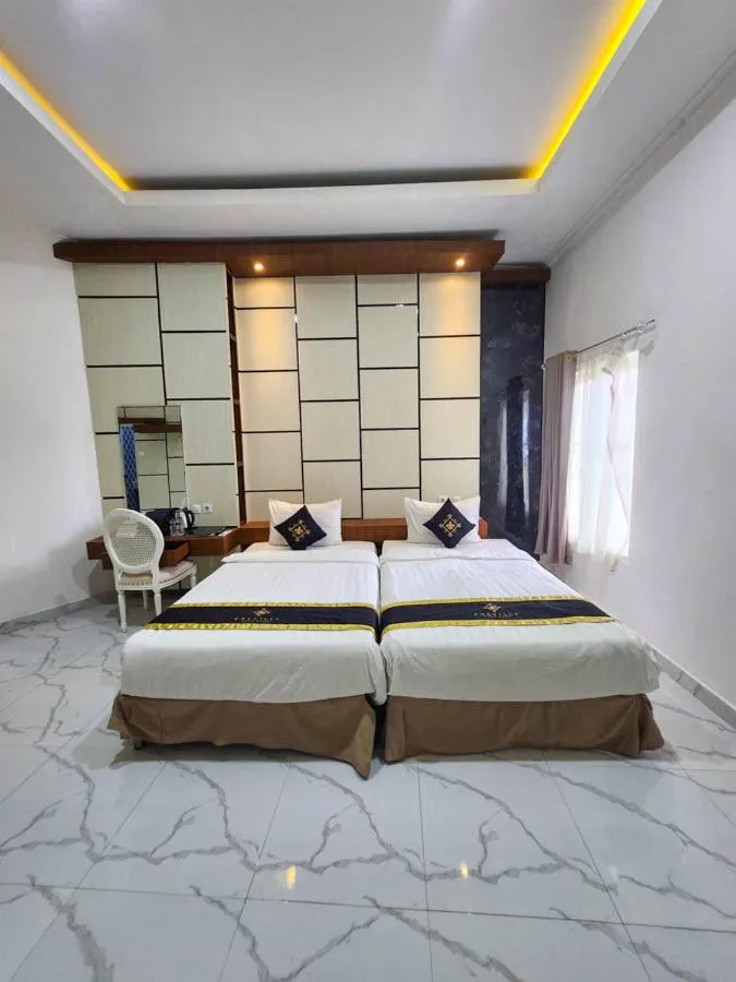 Bed in Chevilly Resort & Camp