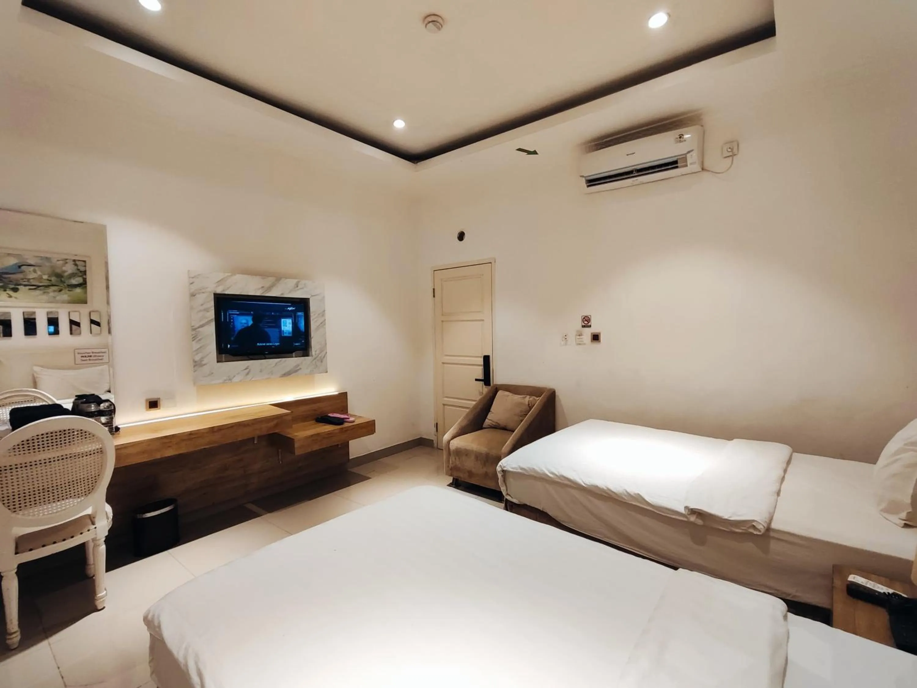 Other, Bed in Chevilly Resort & Camp