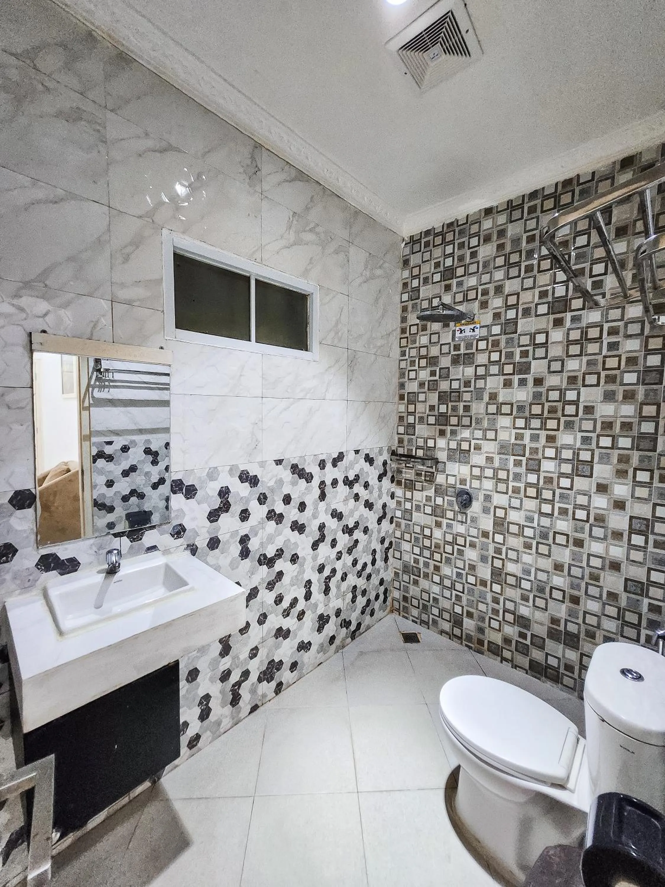 Chevilly Resort & Camp