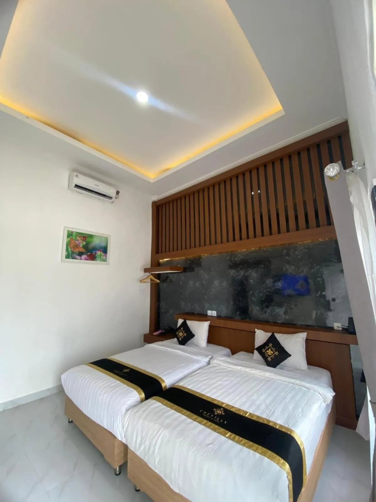 Bed in Chevilly Resort & Camp