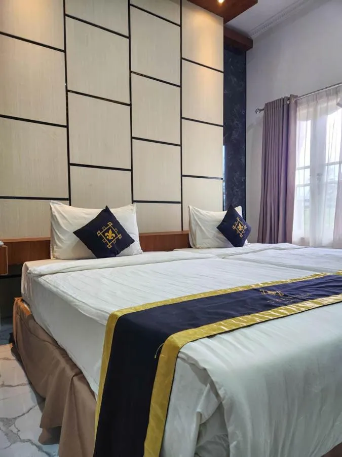 Bed in Chevilly Resort & Camp