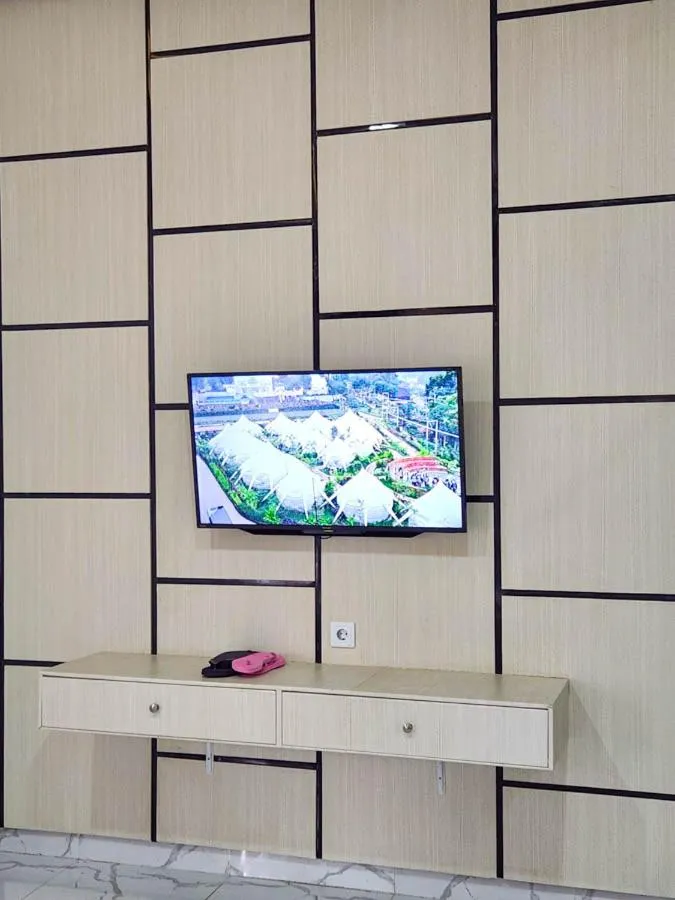 Chevilly Resort & Camp