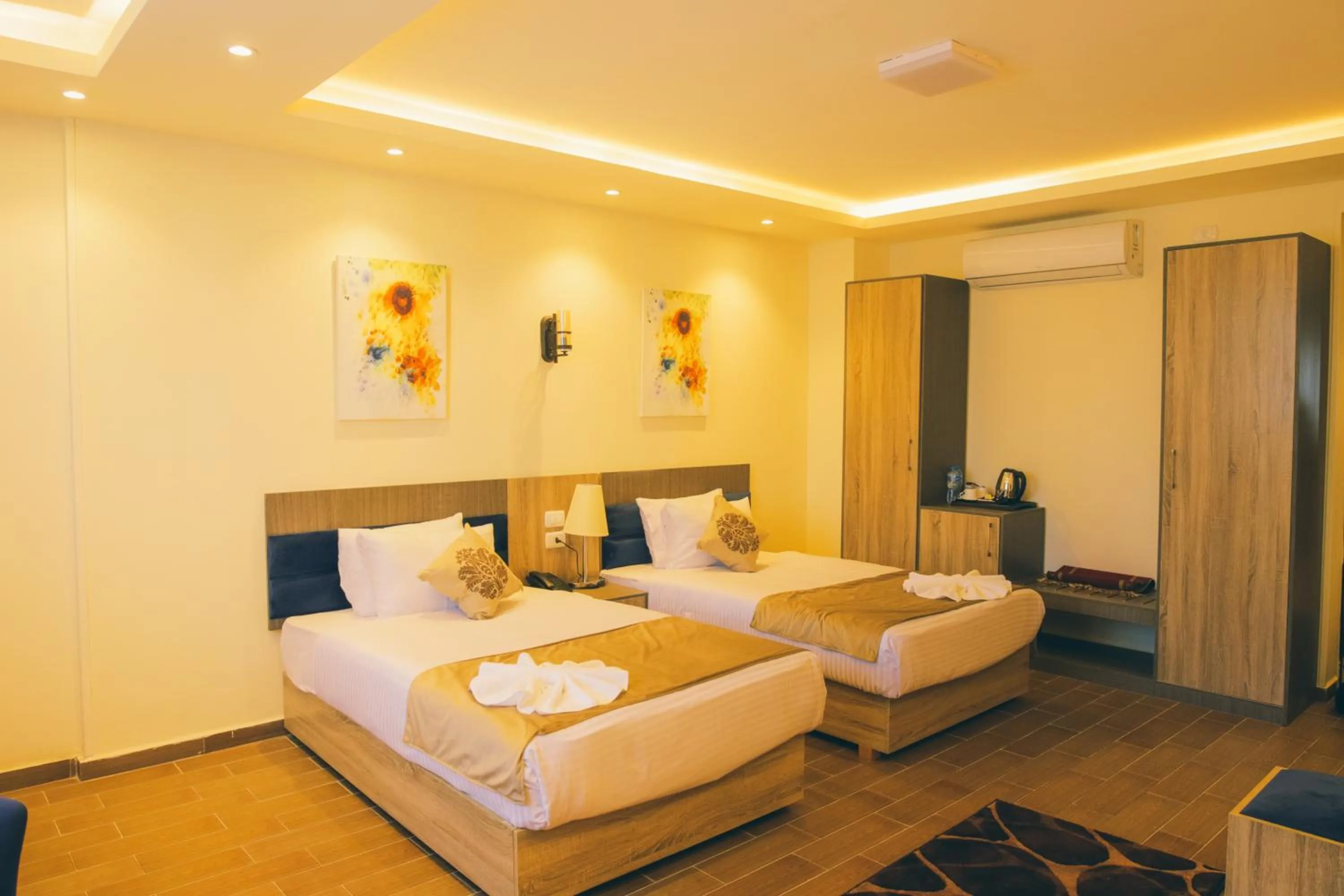 Bed in Jewel Green Mountain Hotel