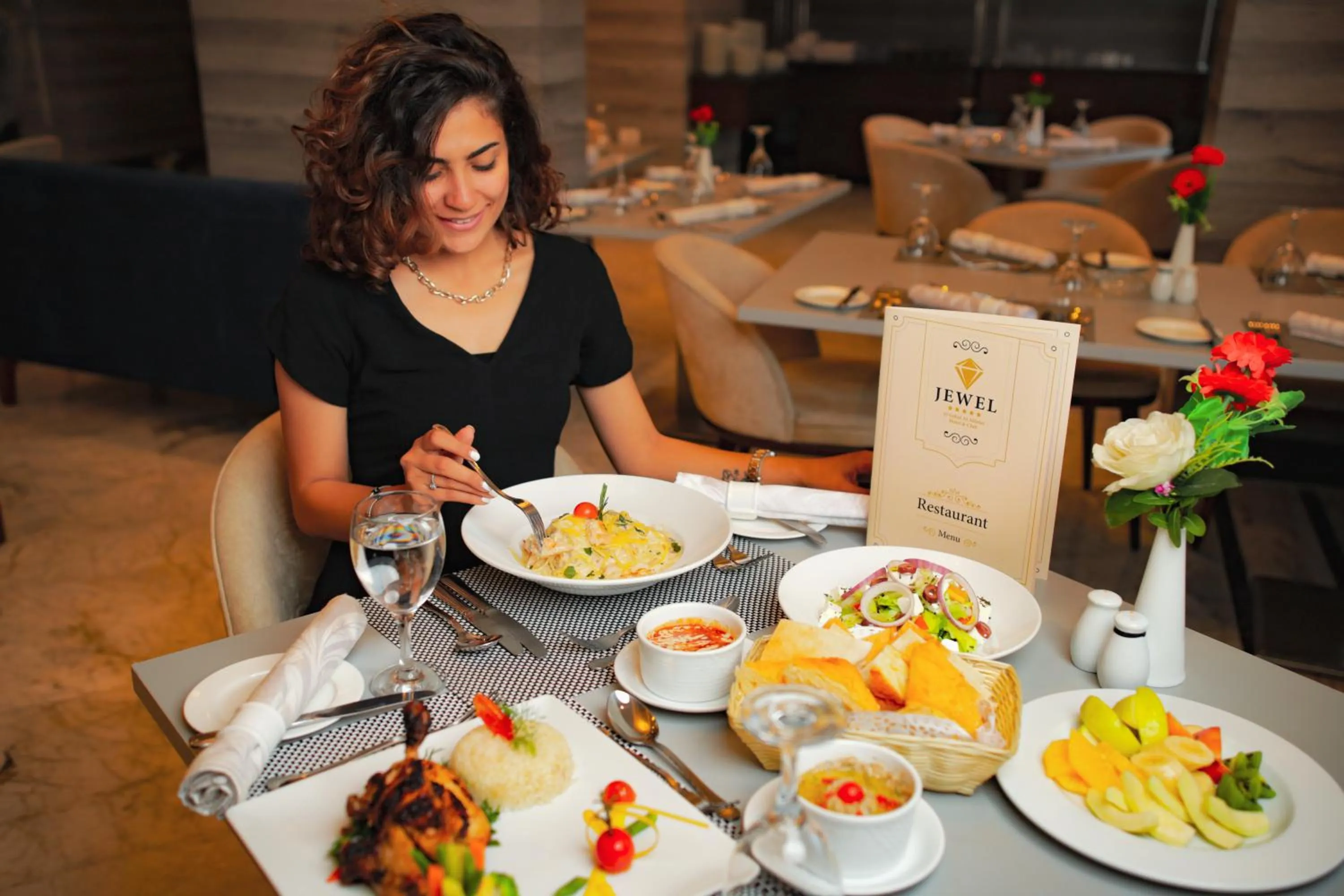 Restaurant/places to eat in Jewel Green Mountain Hotel