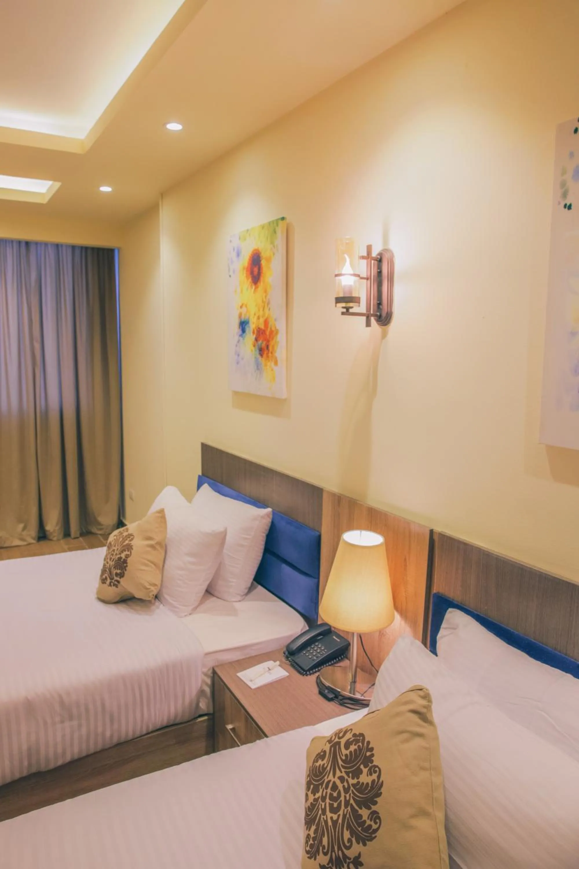 Bed in Jewel Green Mountain Hotel