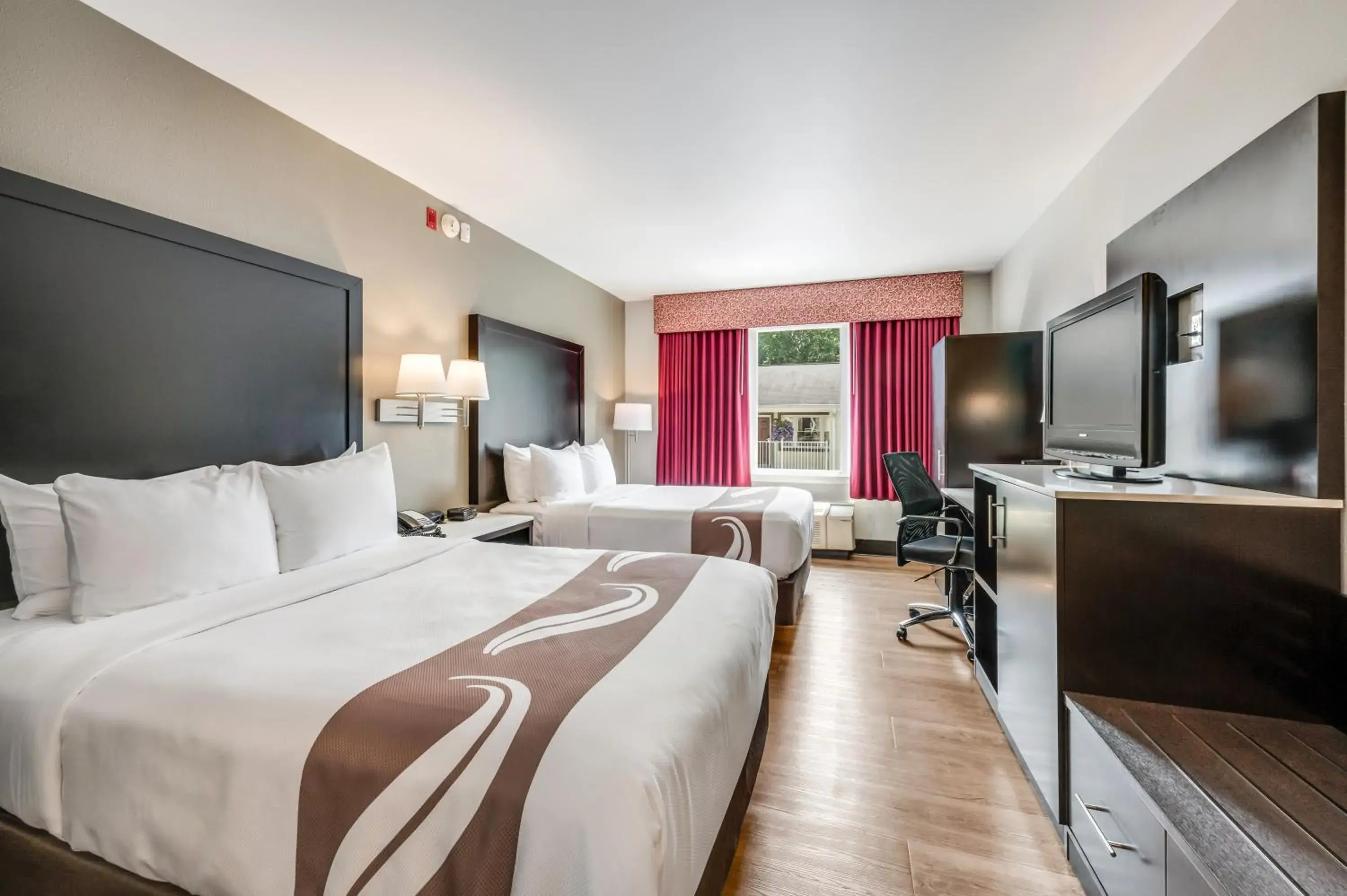 Superior Double Room with Two Double Beds in Quality Inn Poughkeepsie Superior Double Room with Two Double Beds in Quality Inn Poughkeepsie