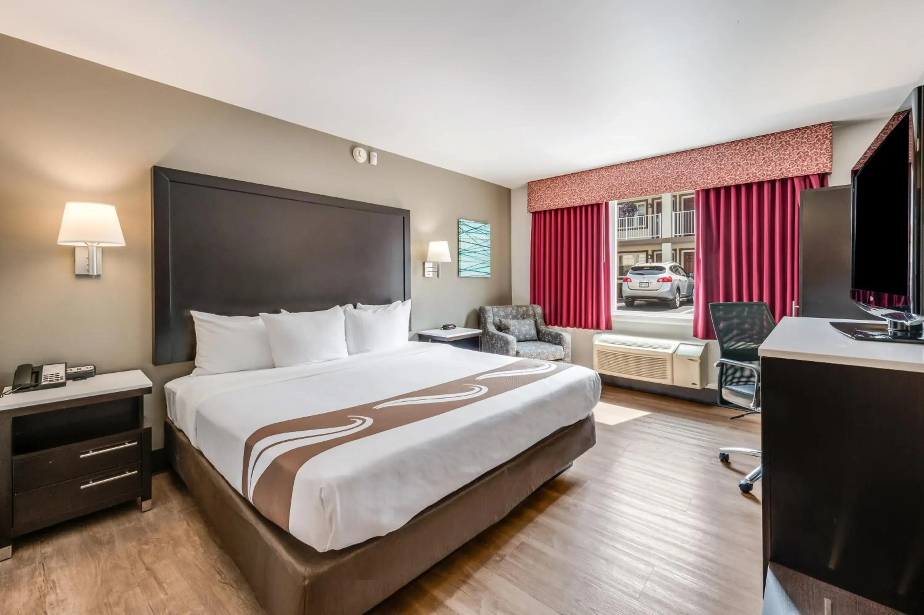 King Room - Accessible/Non-Smoking in Quality Inn Poughkeepsie King Room - Accessible/Non-Smoking in Quality Inn Poughkeepsie