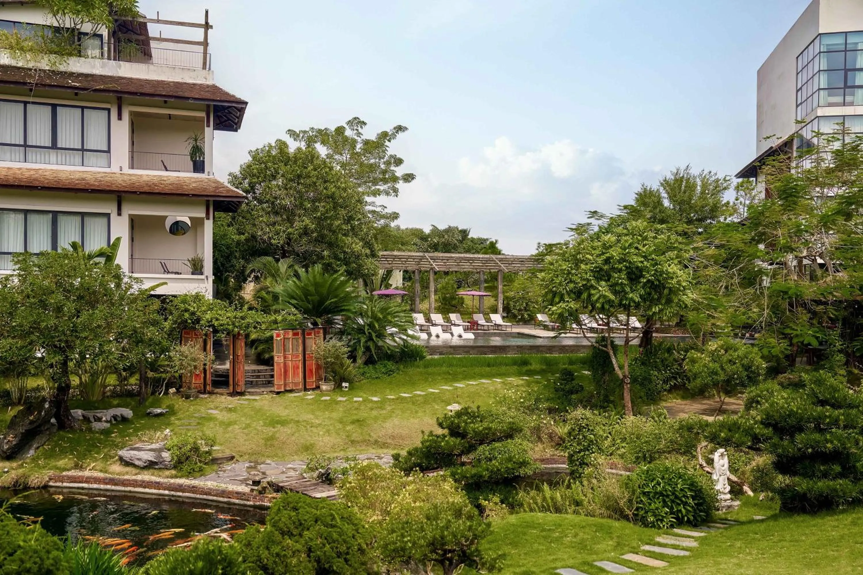 Garden in aNhill Boutique