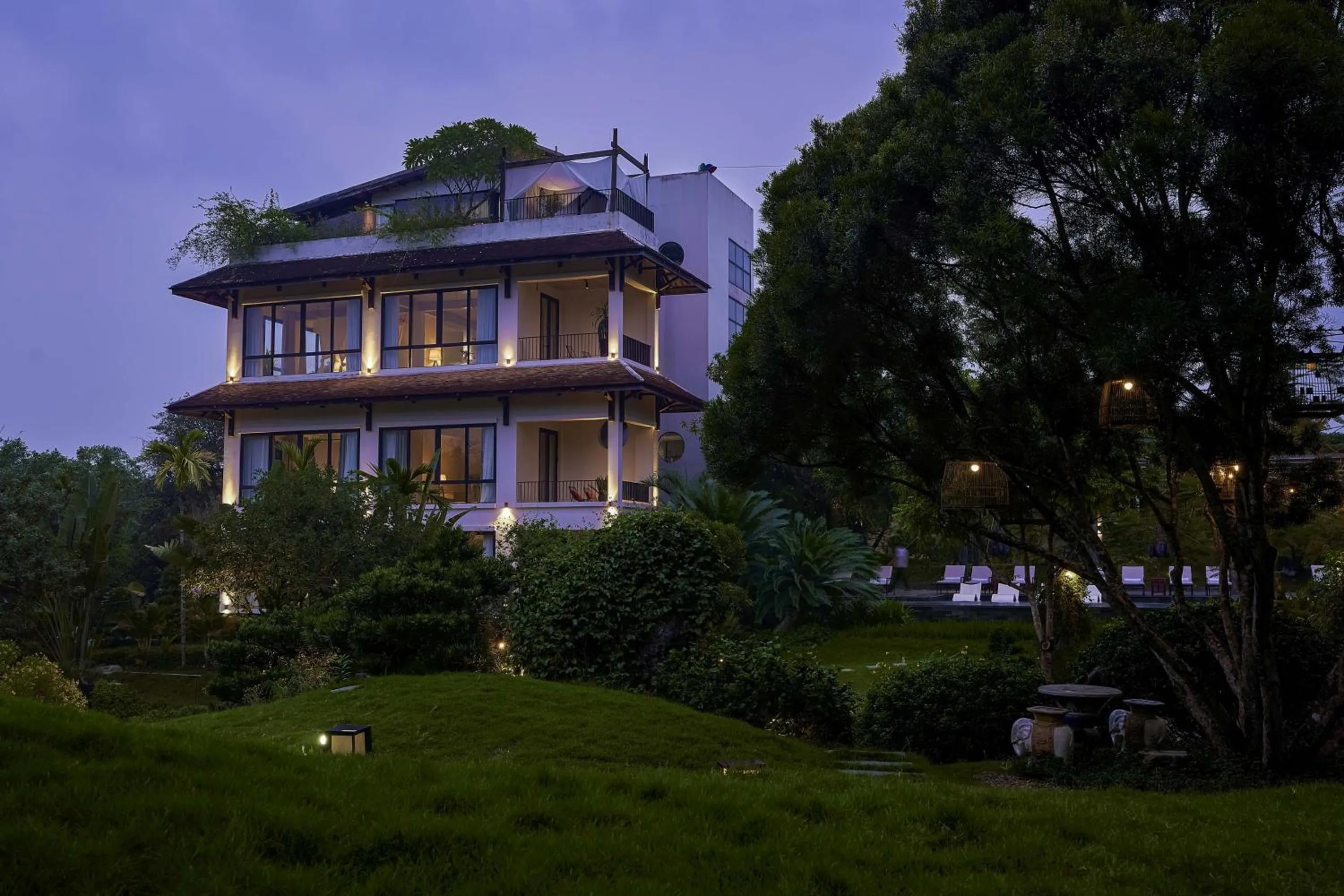 Property building in aNhill Boutique