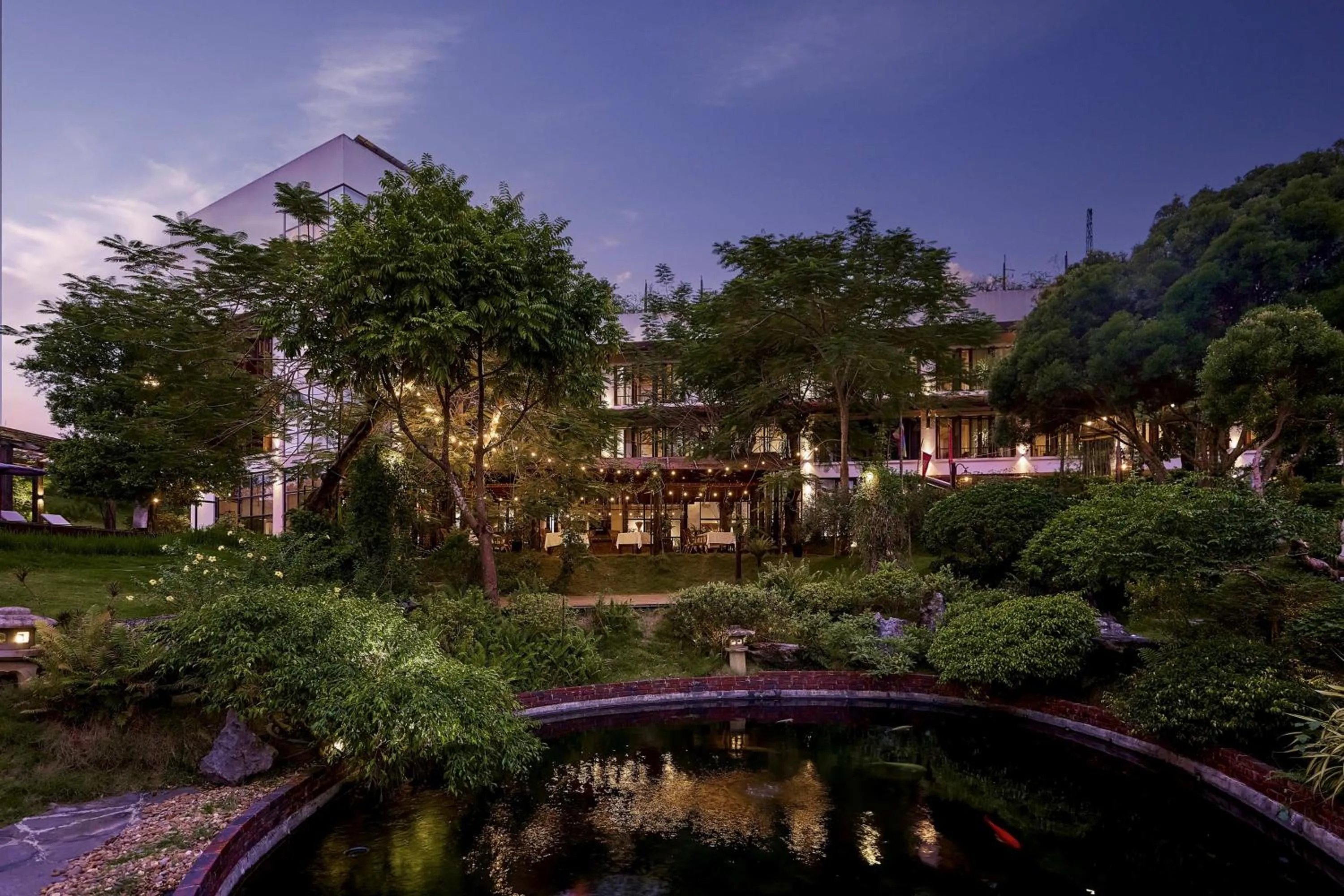 Garden in aNhill Boutique