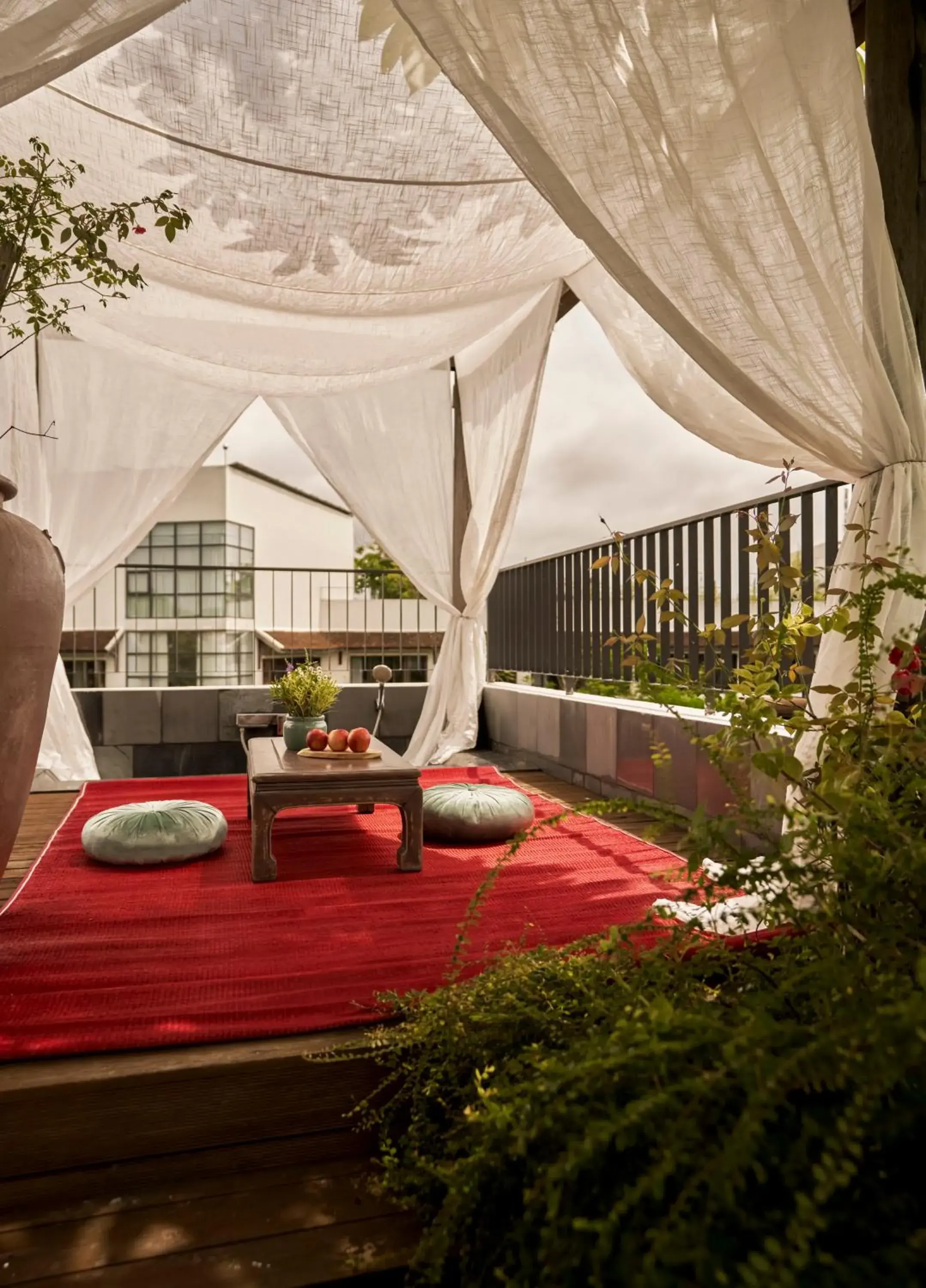 L'Amant Suite in aNhill Boutique L'Amant Suite in aNhill Boutique