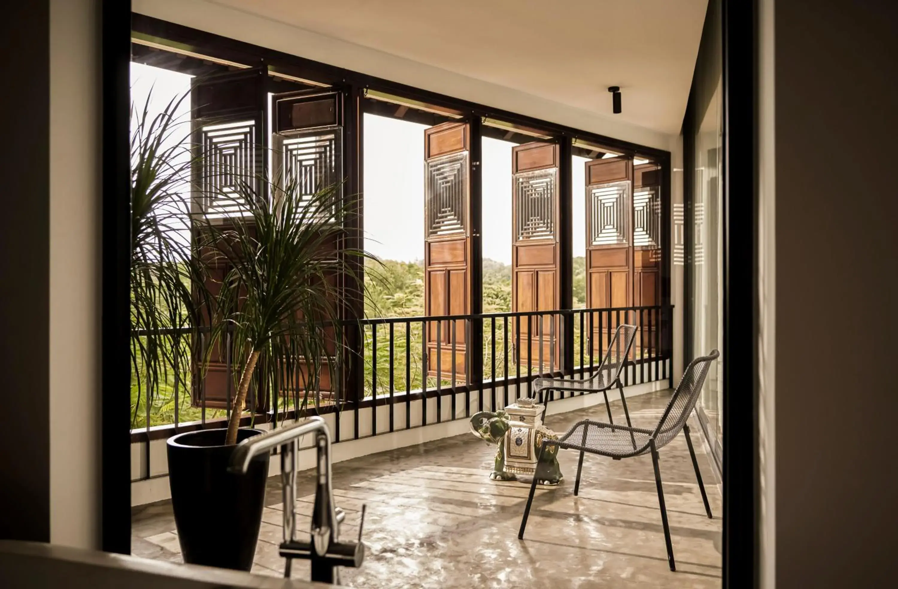 Deluxe Suite in aNhill Boutique Deluxe Suite in aNhill Boutique