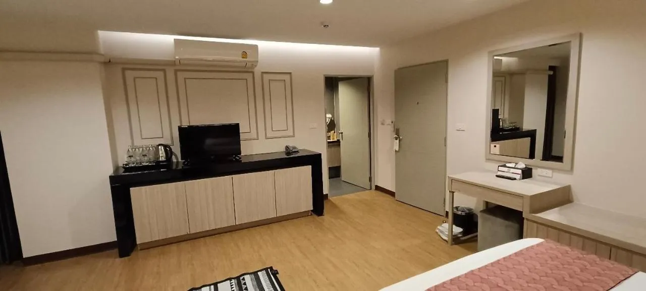 Bed in The Airport Courtyard Suvarnabhumi Airport