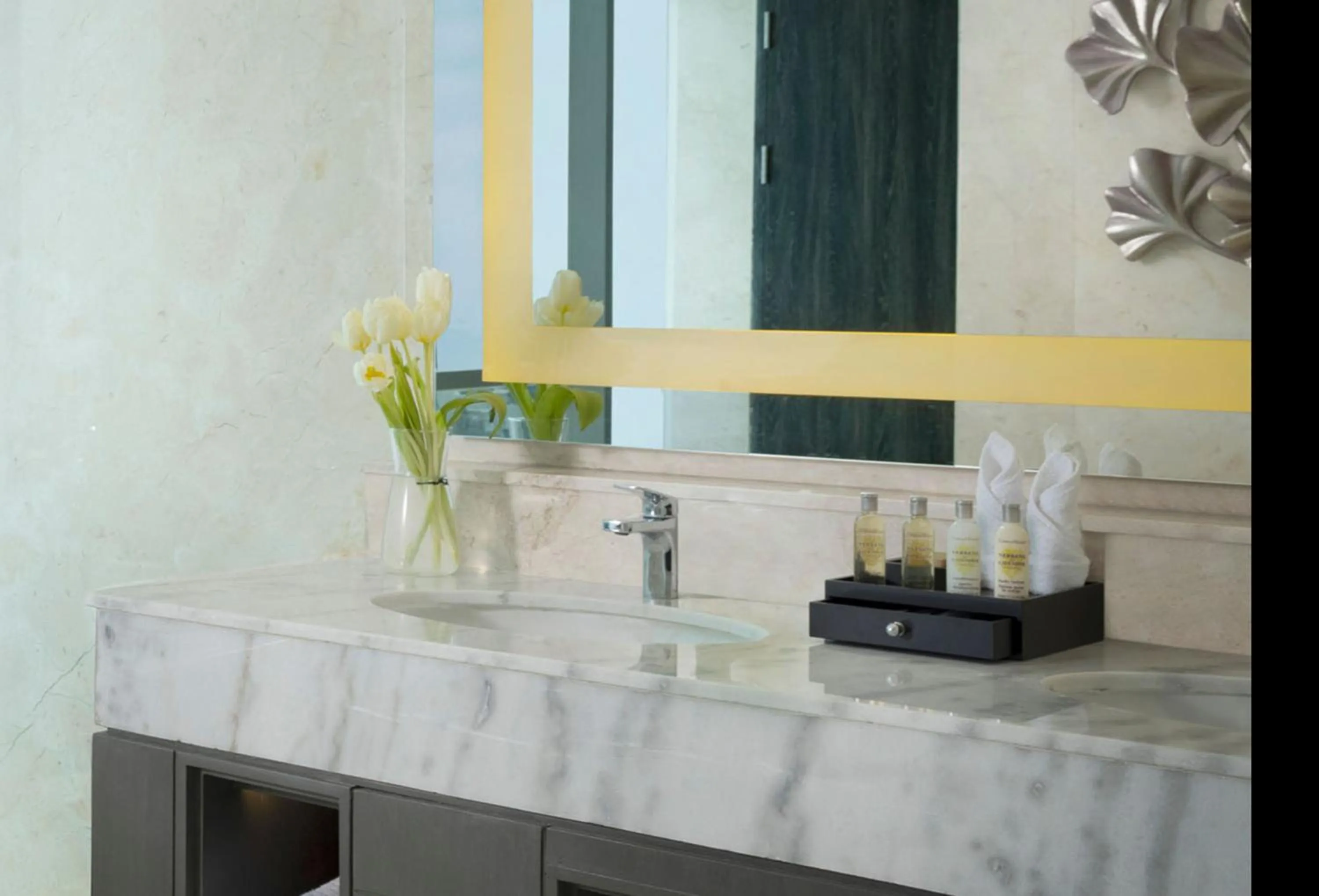 Bathroom in DoubleTree by Hilton Surabaya