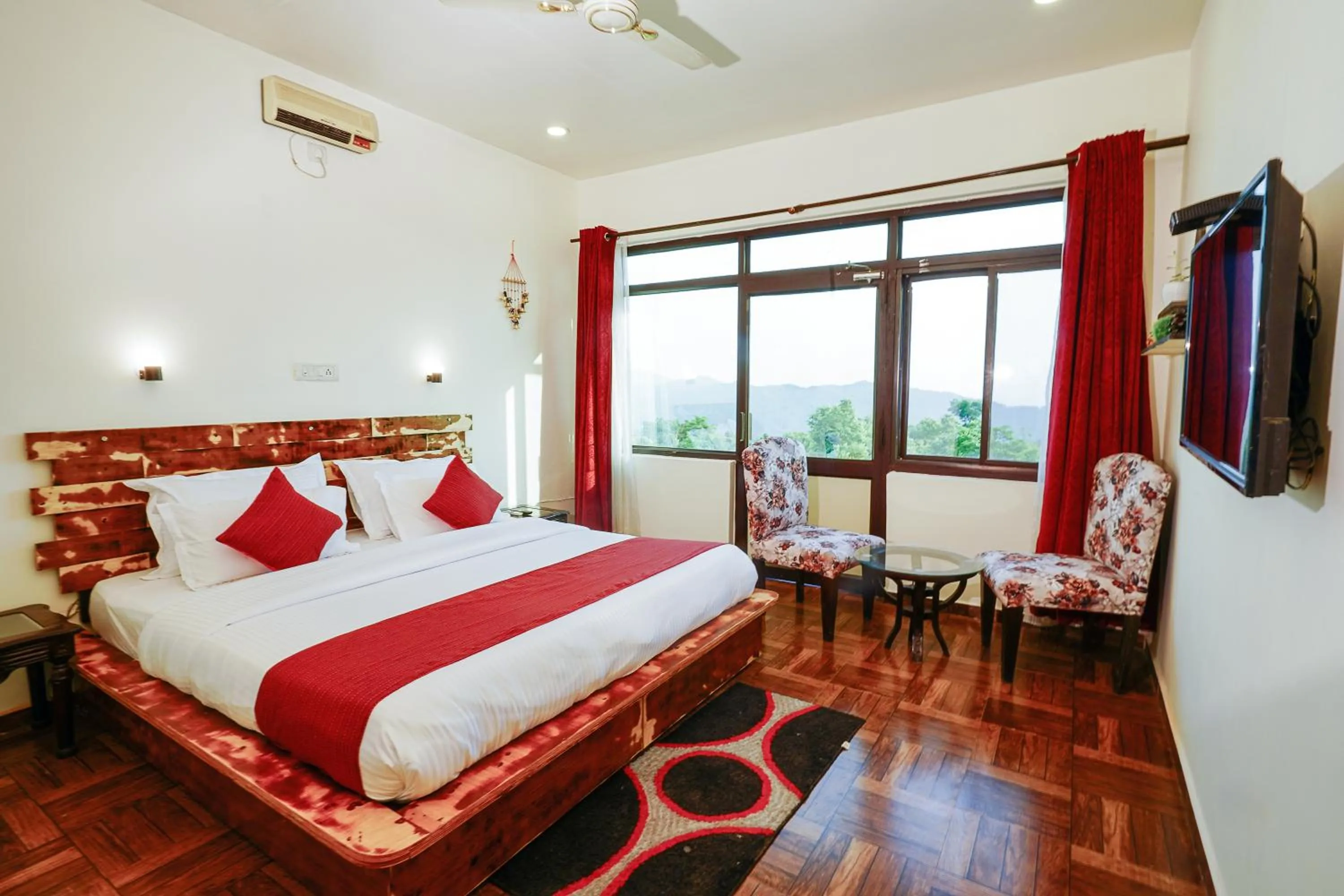 Photo of the whole room, Bed in Hotel Sagarmatha