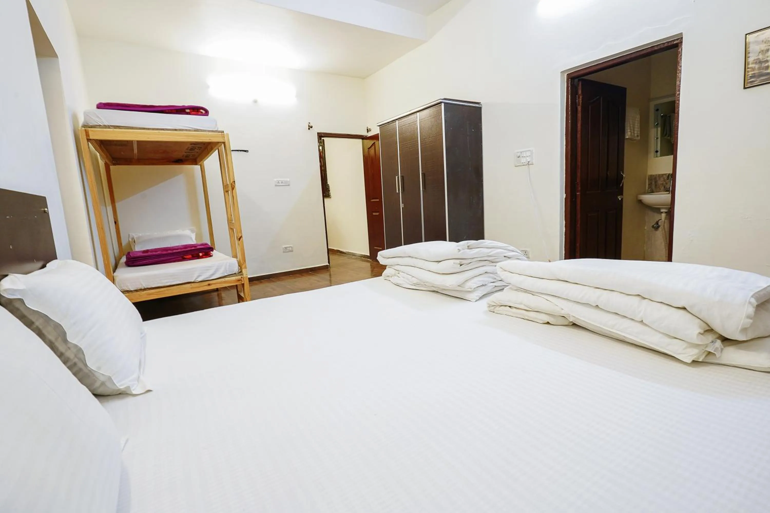 Bed in Hotel Sagarmatha