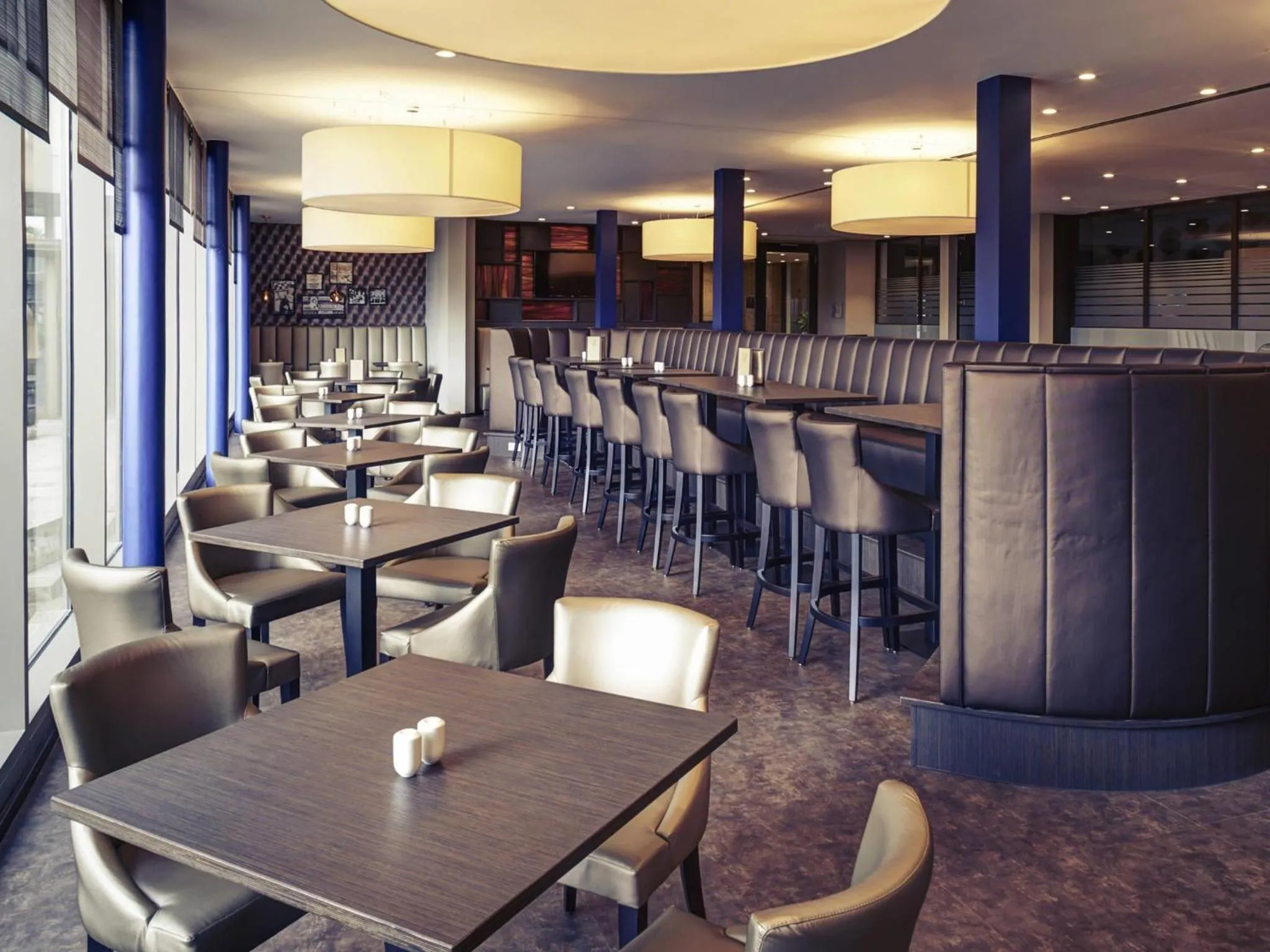Restaurant/places to eat in Mercure Hotel Dortmund Messe