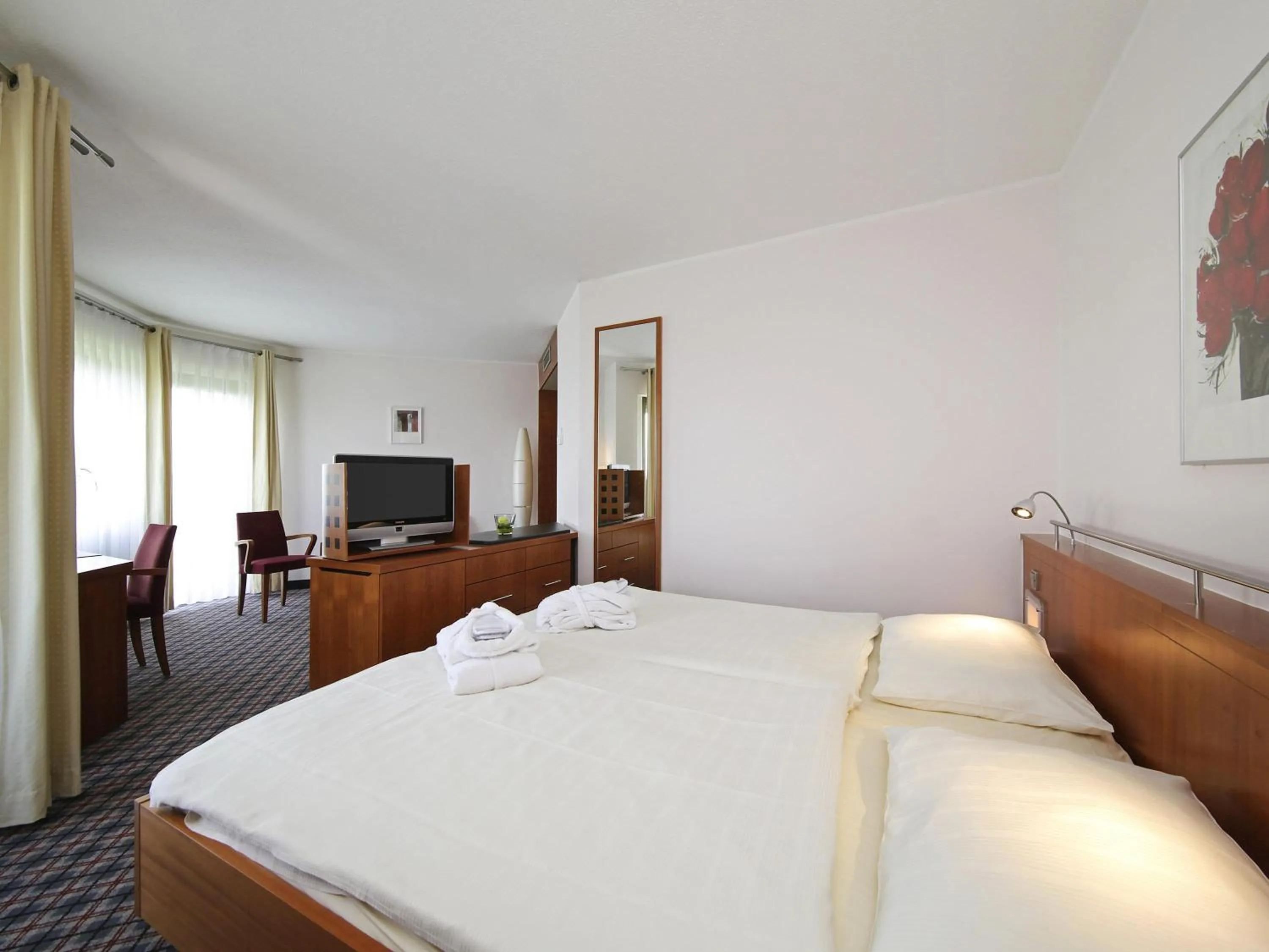 Bedroom, Bed in Mercure Hotel Dortmund Messe