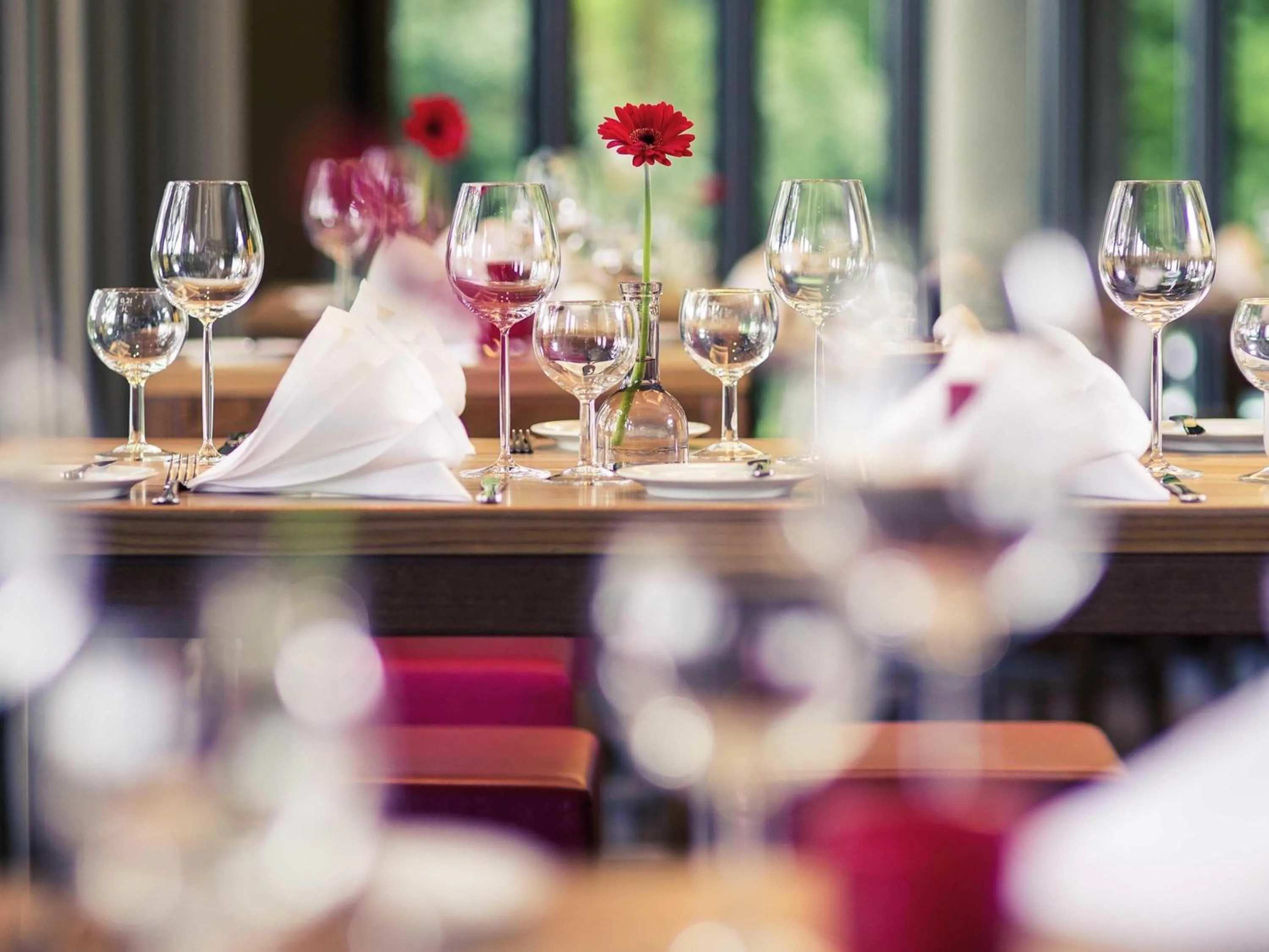 Restaurant/places to eat in Mercure Hotel Dortmund Messe