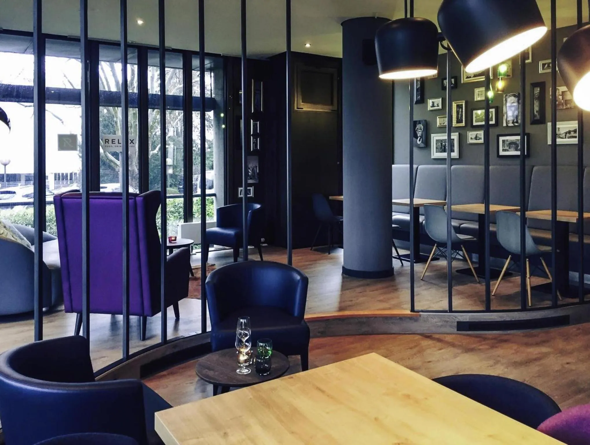 Restaurant/places to eat in Mercure Hotel Dortmund Messe