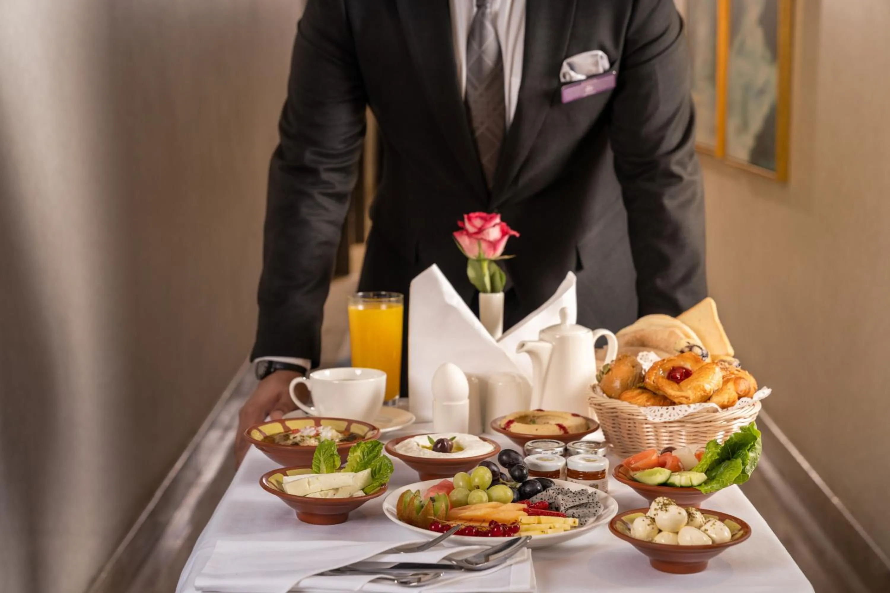 Food in Sukoon Hotel