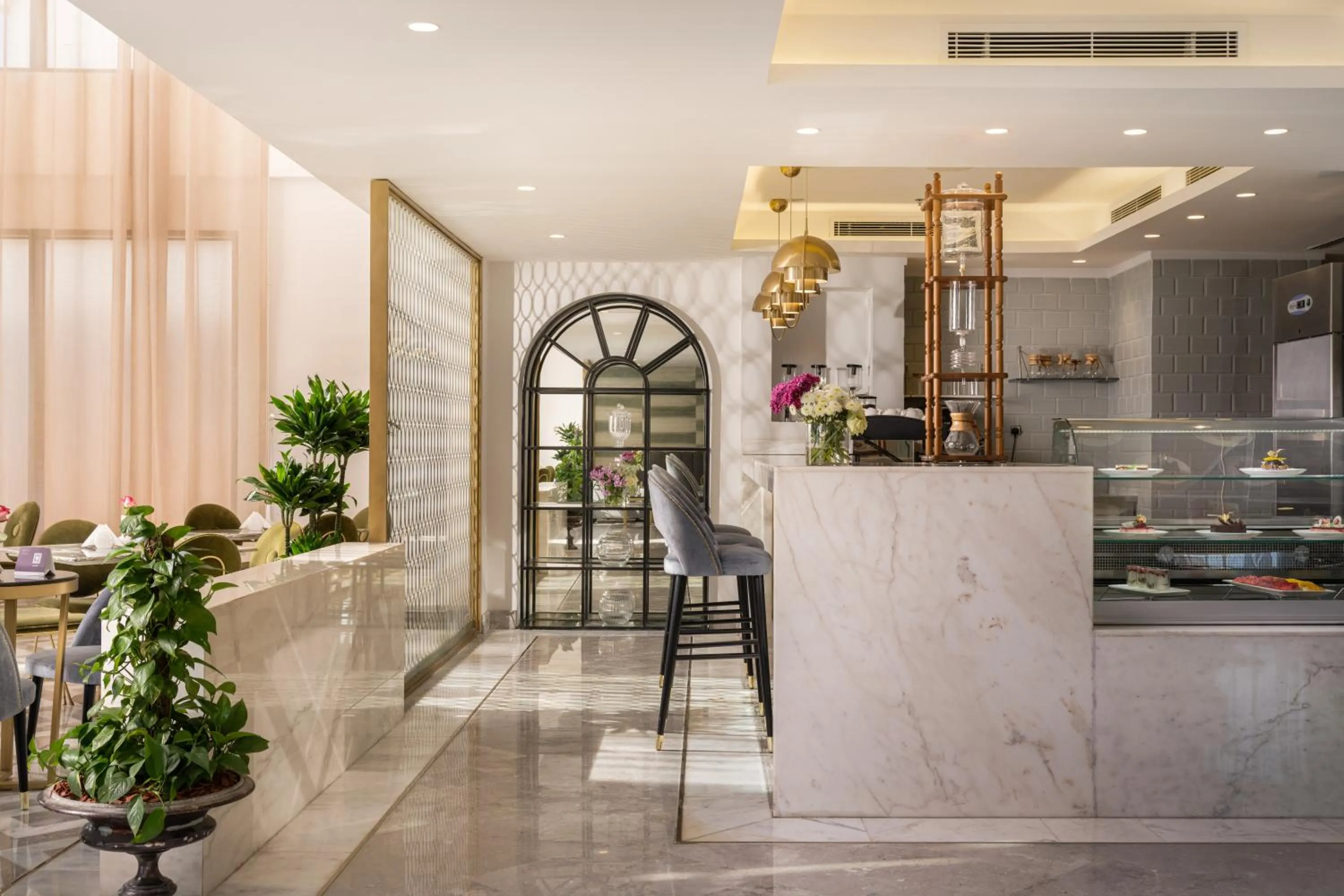 Coffee/tea facilities in Sukoon Hotel