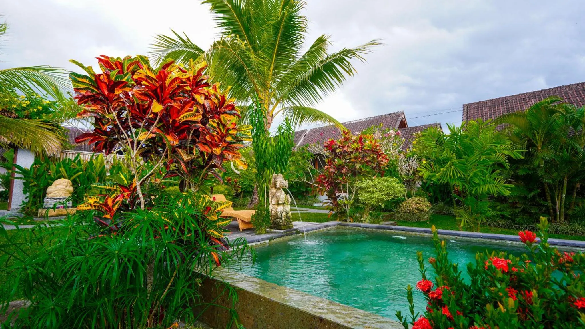 Garden view in Green Coconut Cottage