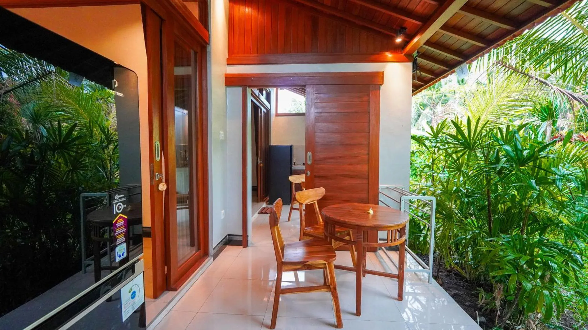 Patio in Green Coconut Cottage