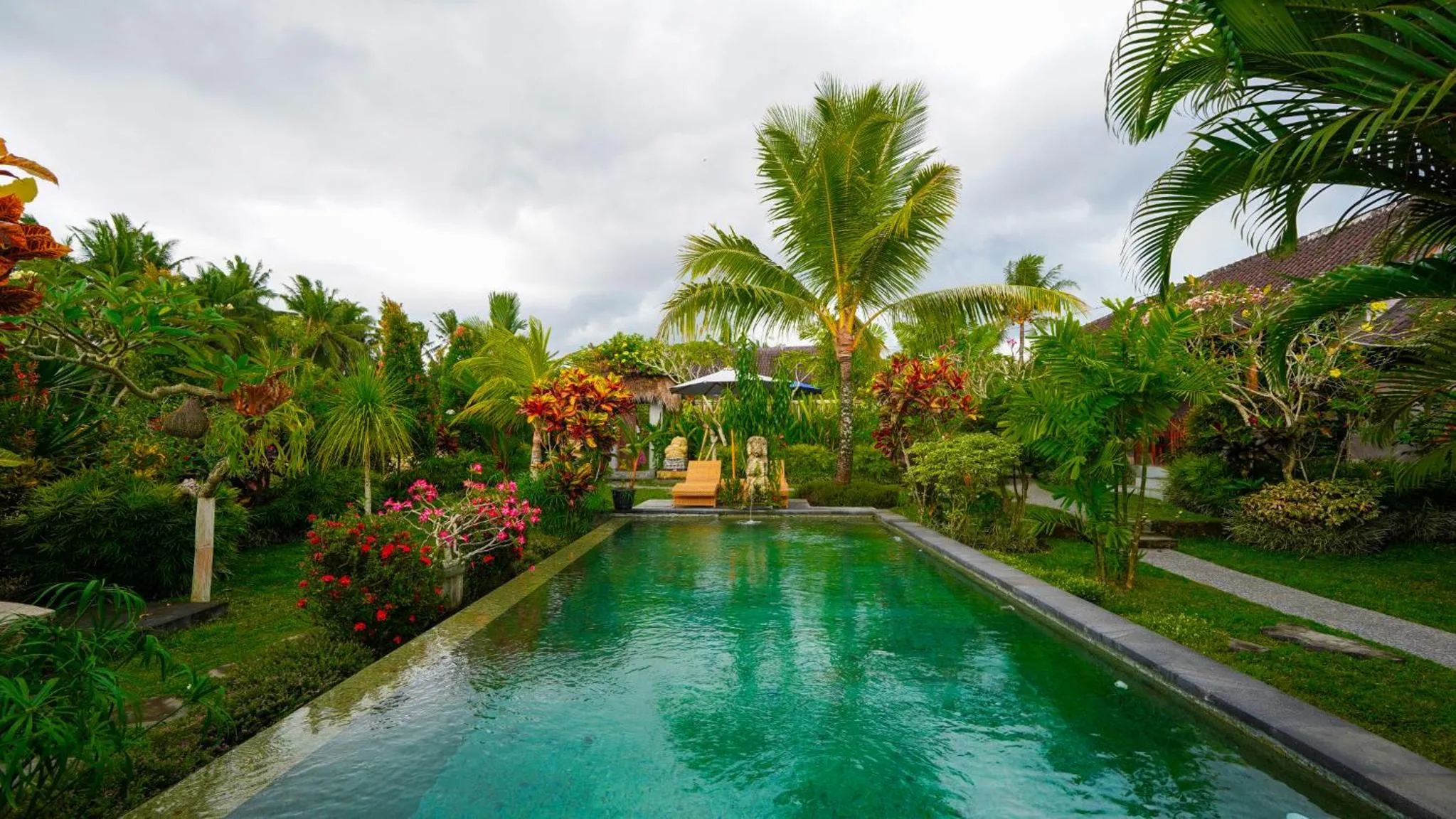 Garden view in Green Coconut Cottage