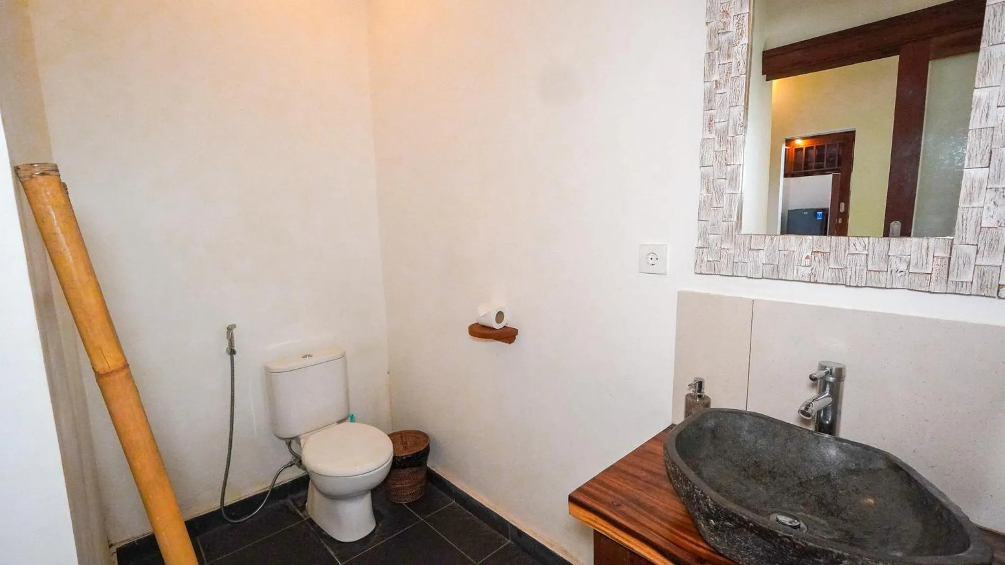 Toilet in Green Coconut Cottage