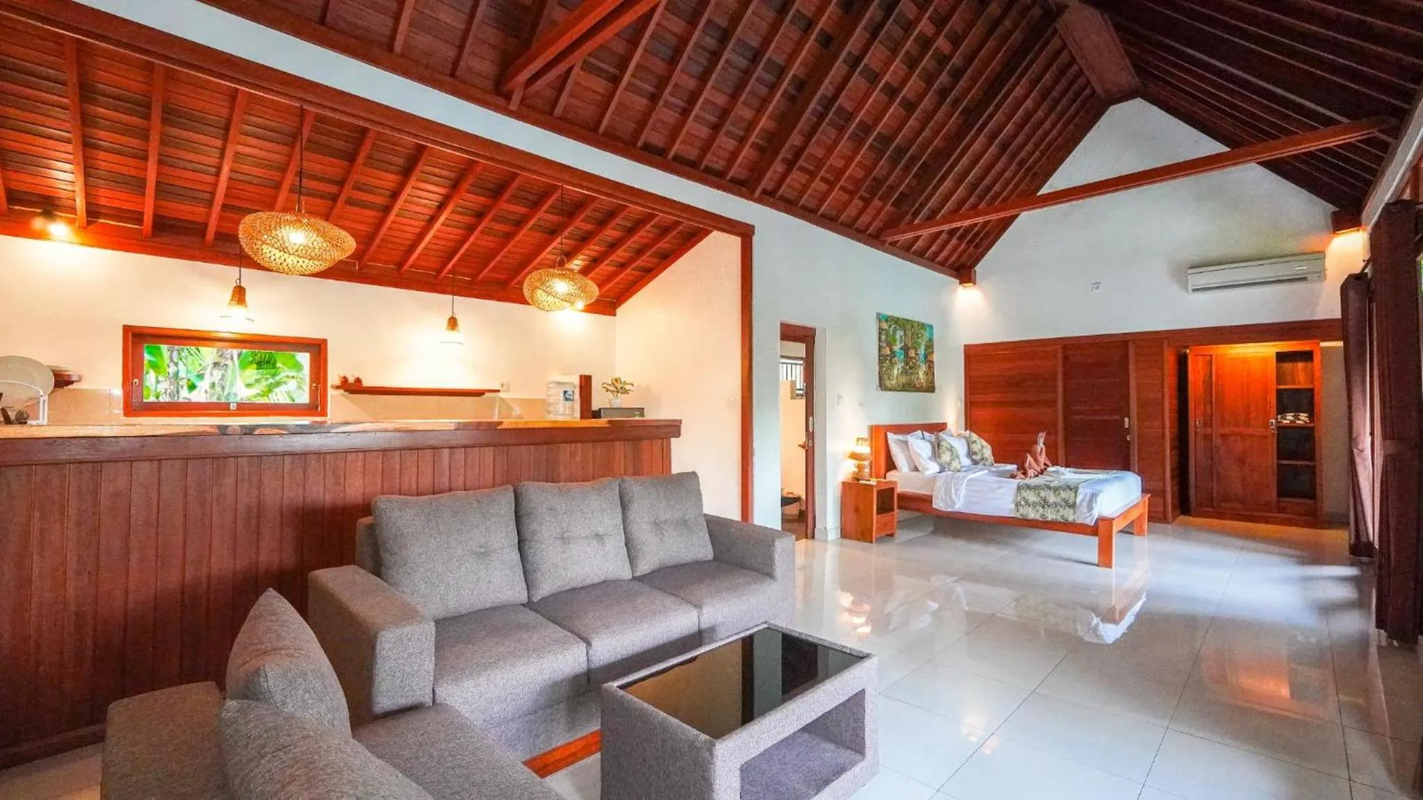 Bed in Green Coconut Cottage