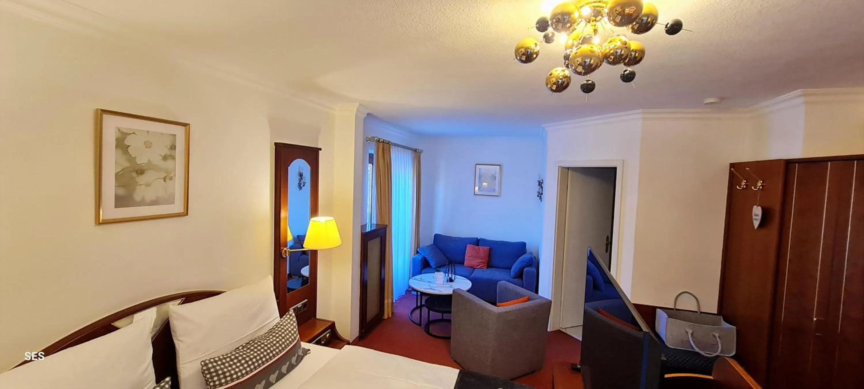 Photo of the whole room in Hotel Quellenhof